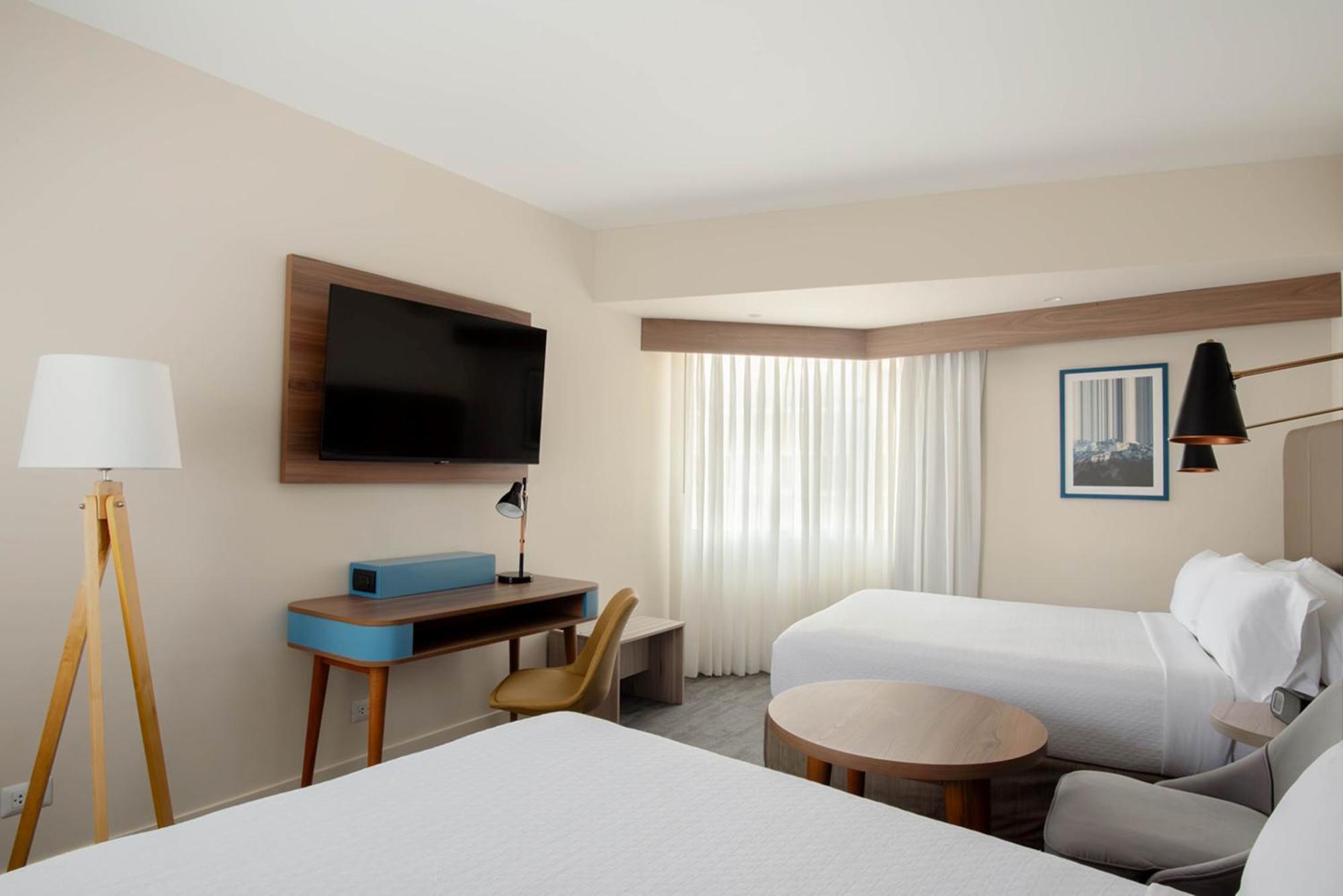 Standard Twin Room City View