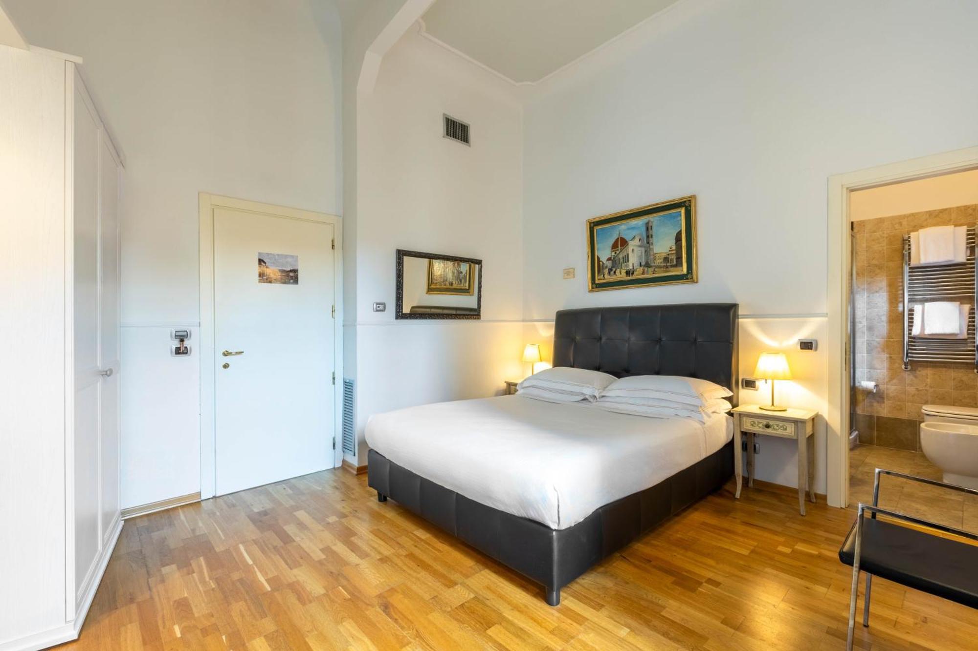 Double Room,1611056731:JPEG