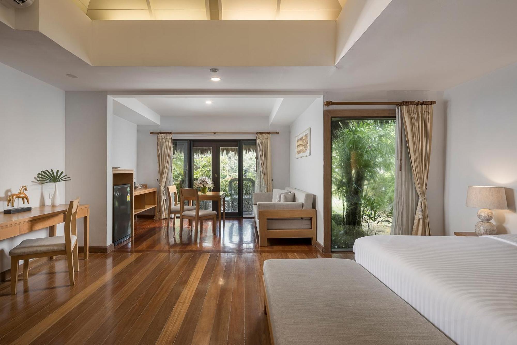 Villa Side Seaview