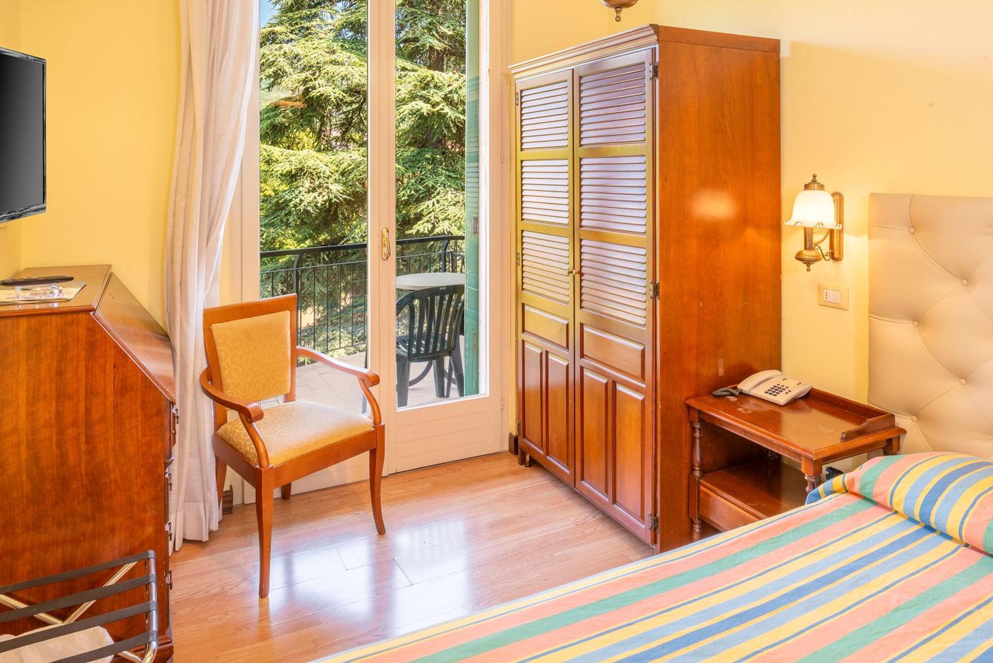 Comfort Double or Twin Room