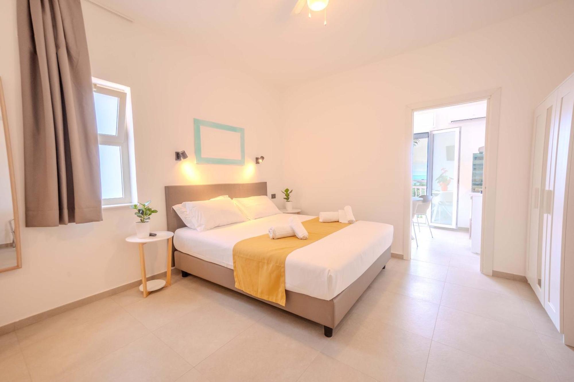 One-Bedroom Apartment with Garden View