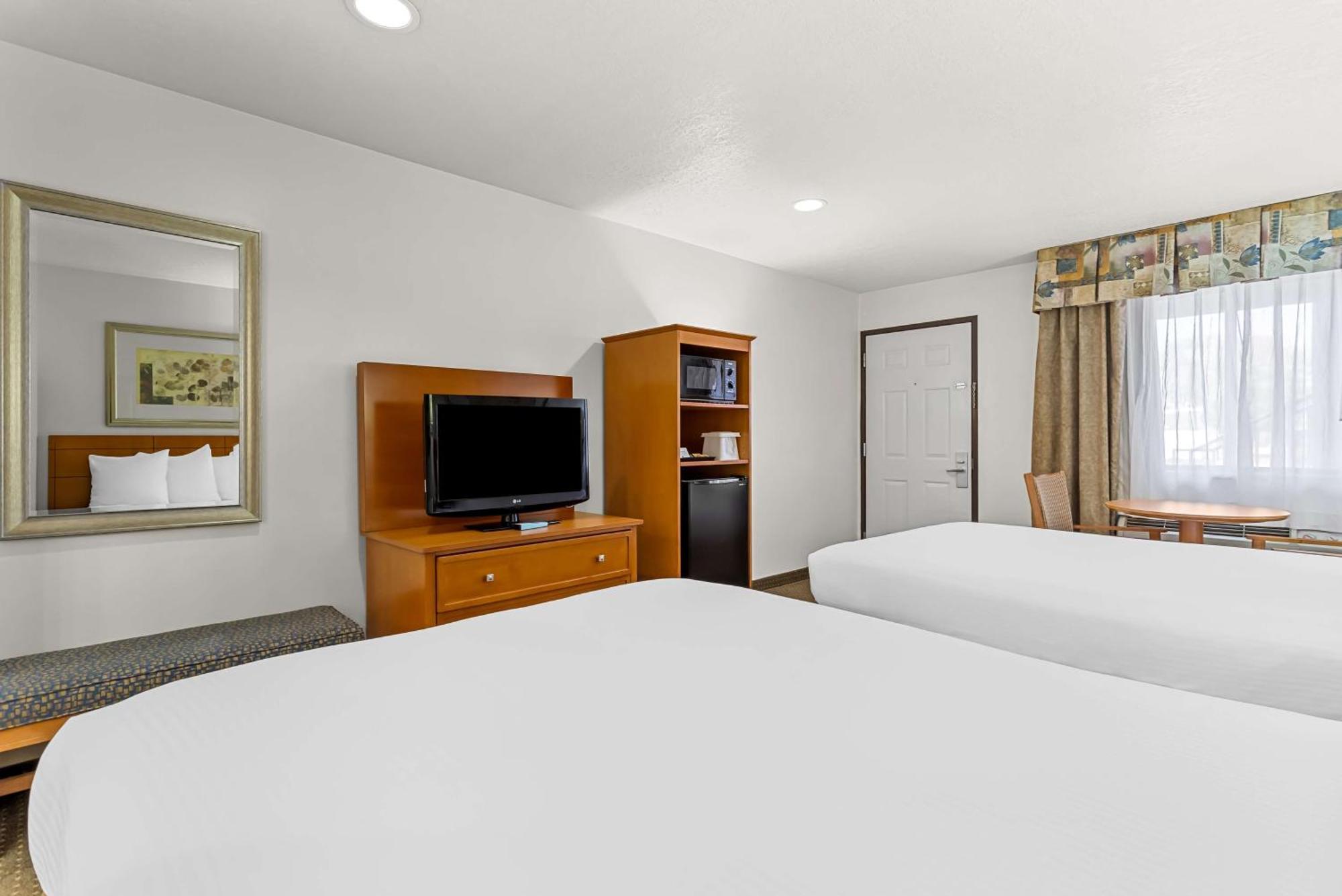 Queen Room with Two Queen Beds