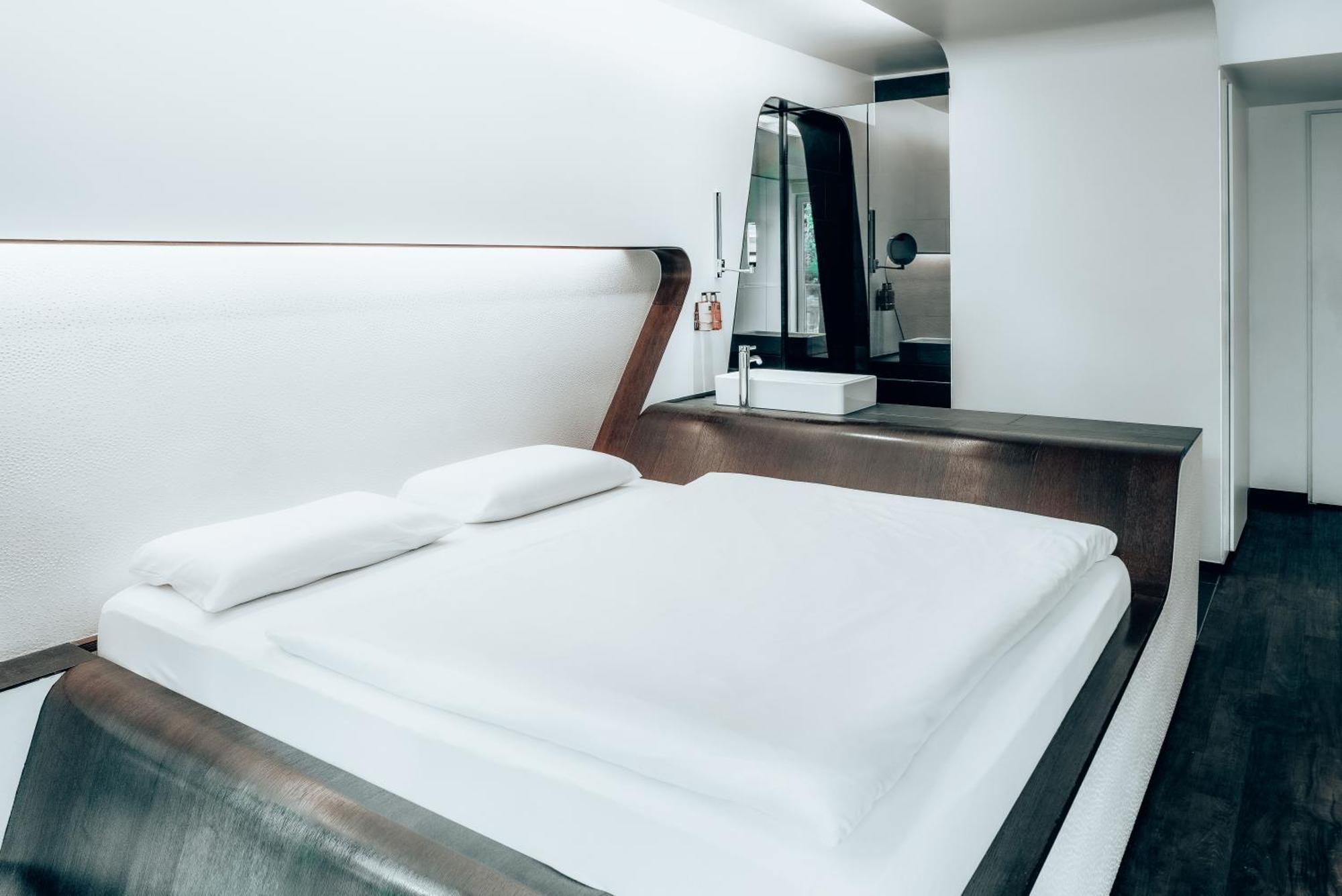 Double Room Shower