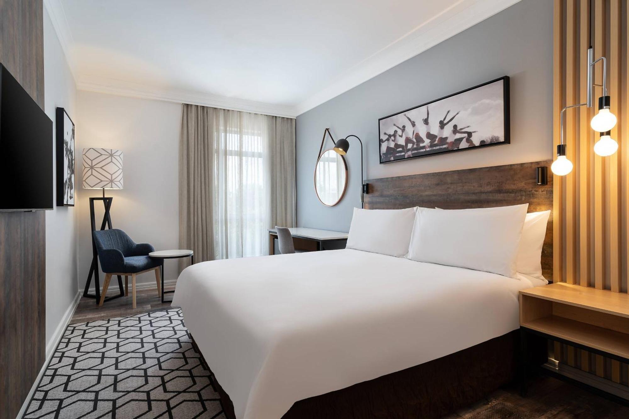 Guest Room 1 King