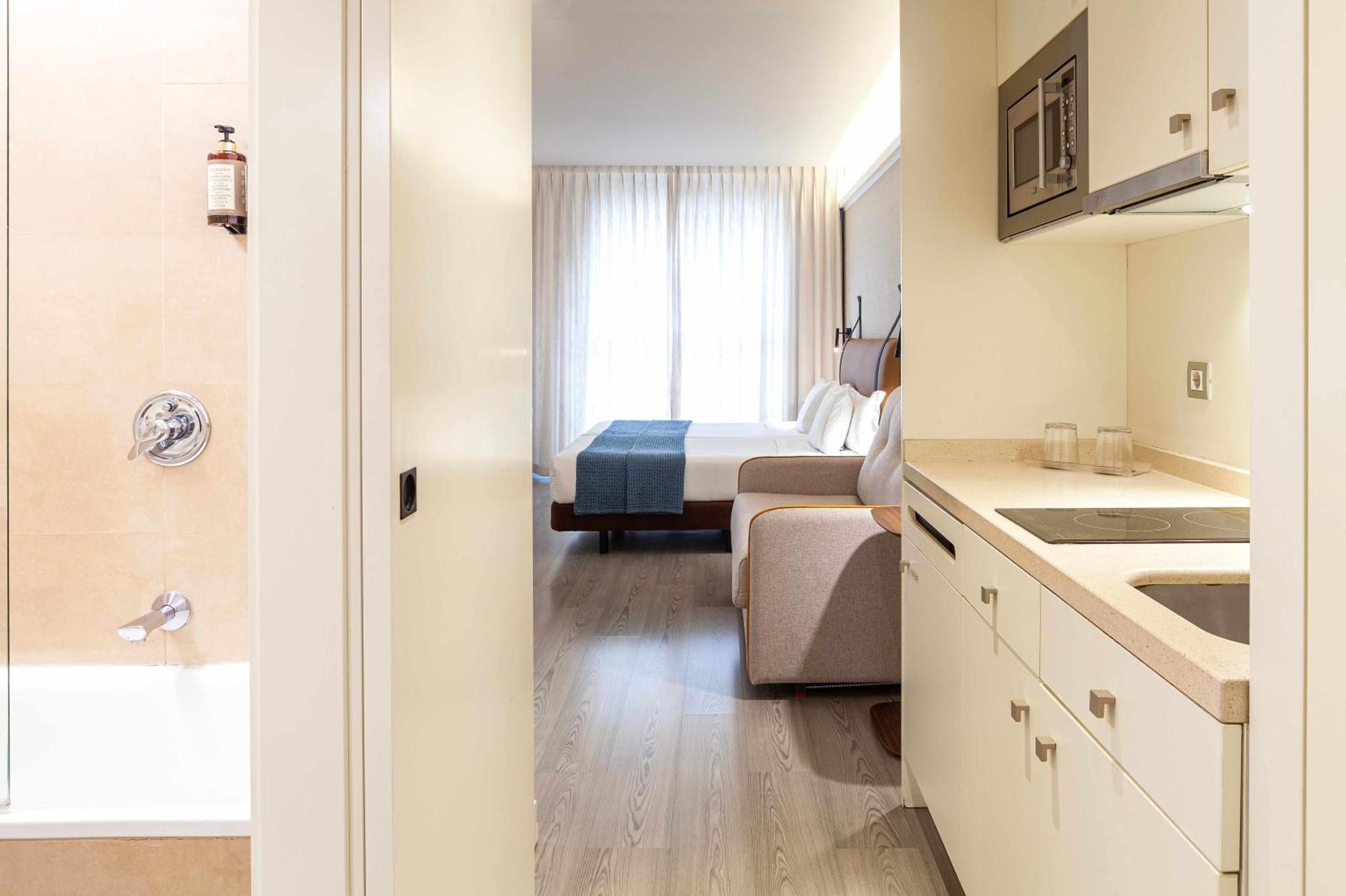 Large Double Room