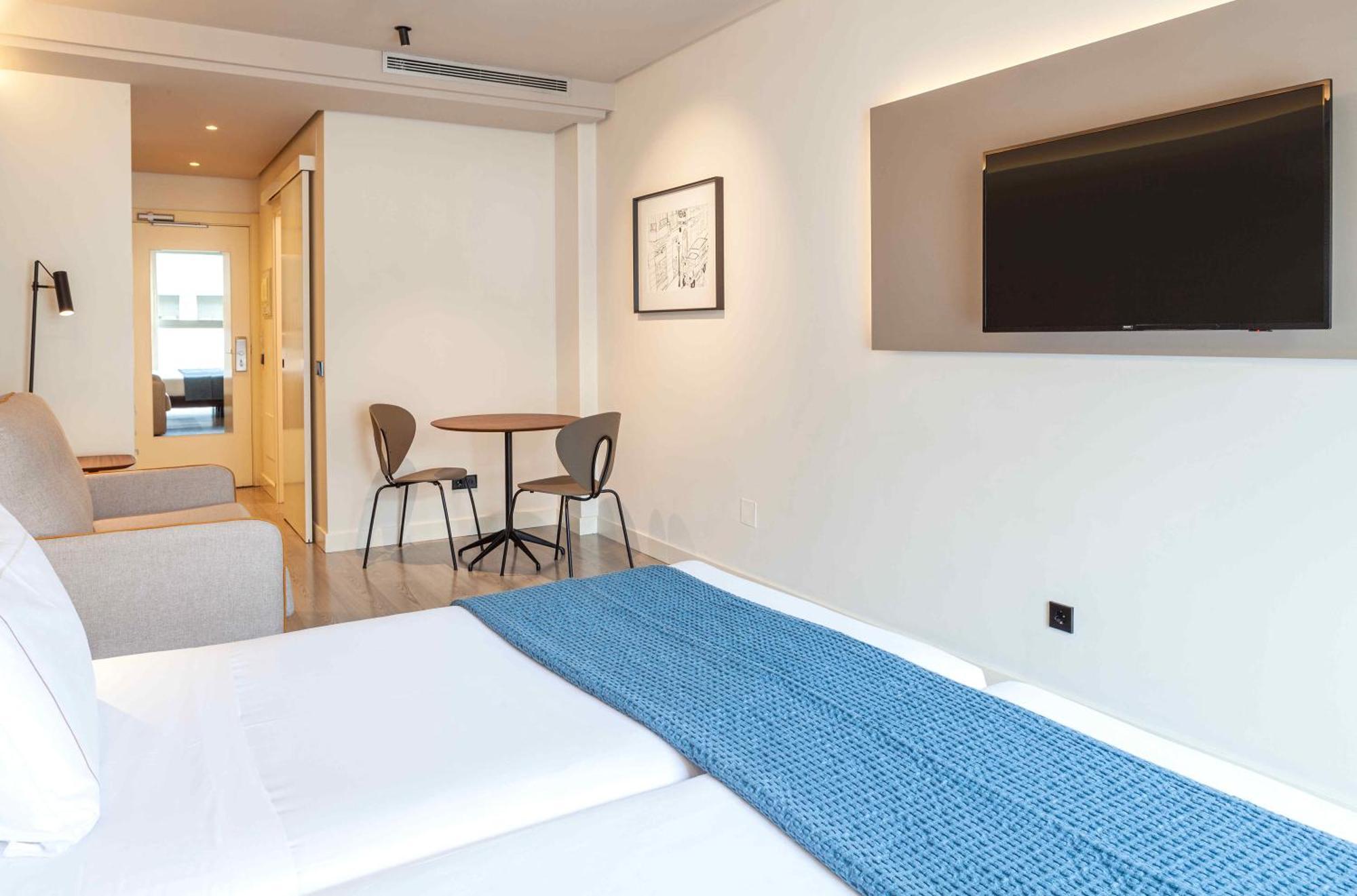 Large Double Room