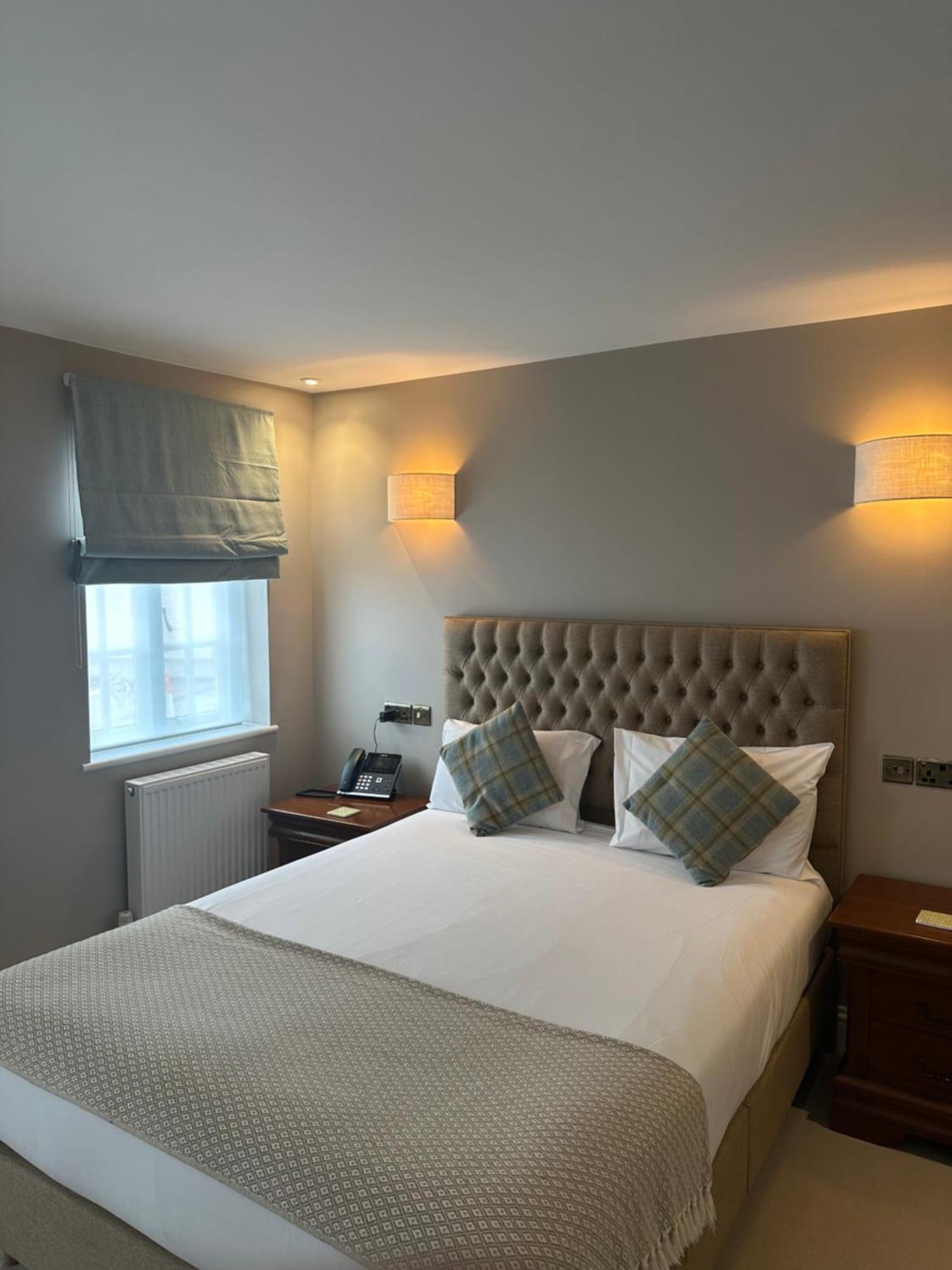 Ground Floor King Room  (Annex)