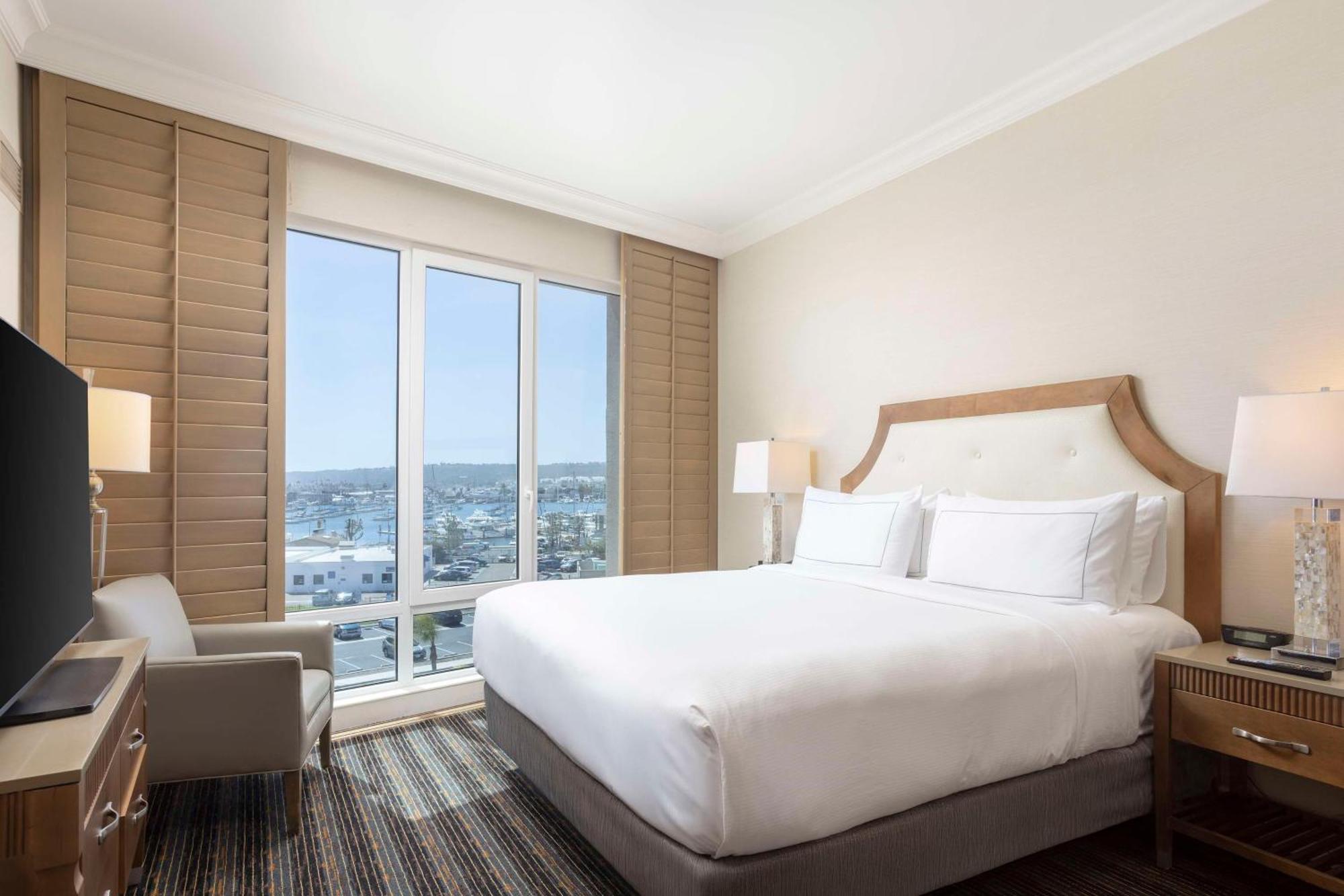 Two-Room Premier King Suite with Balcony,1661654750:JPEG