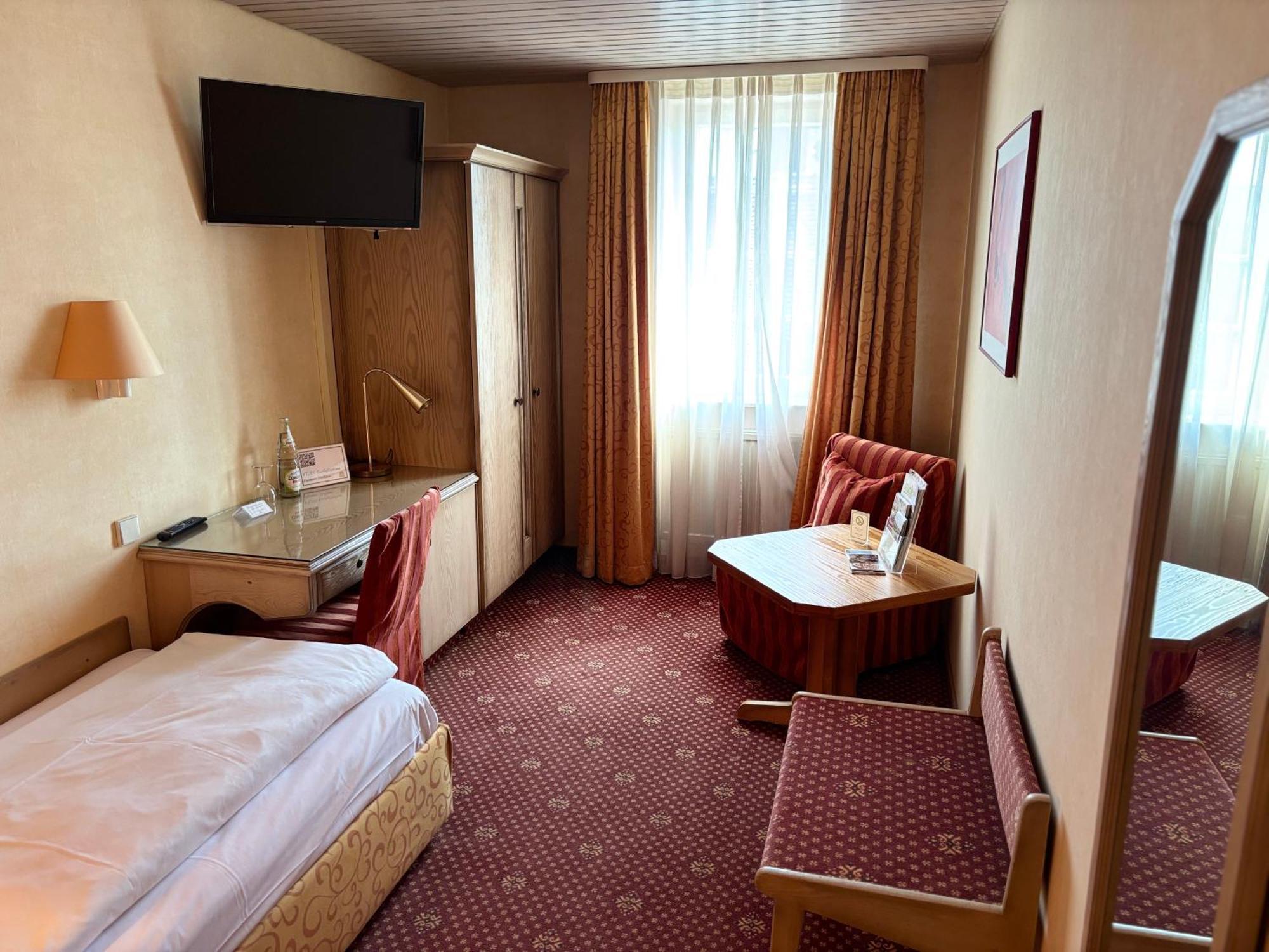 Single Room