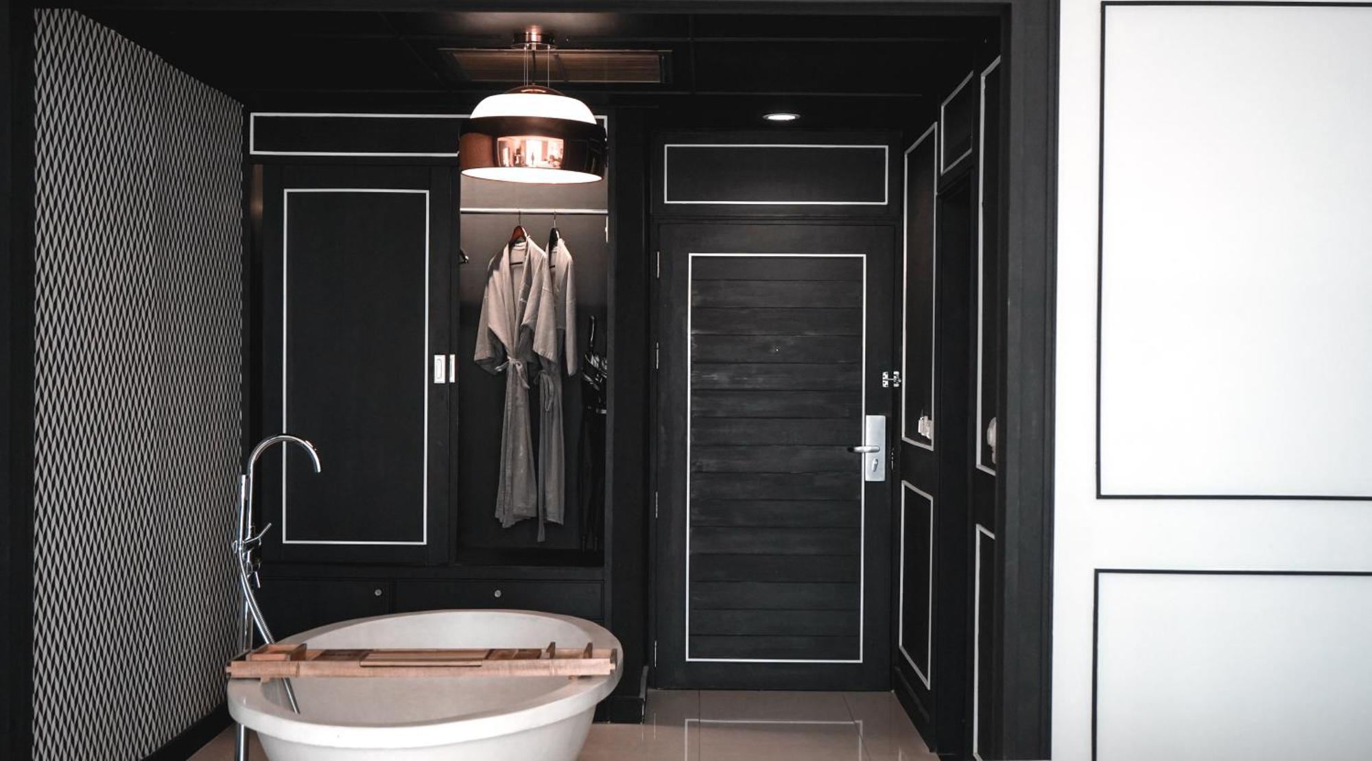Chic Deluxe Room