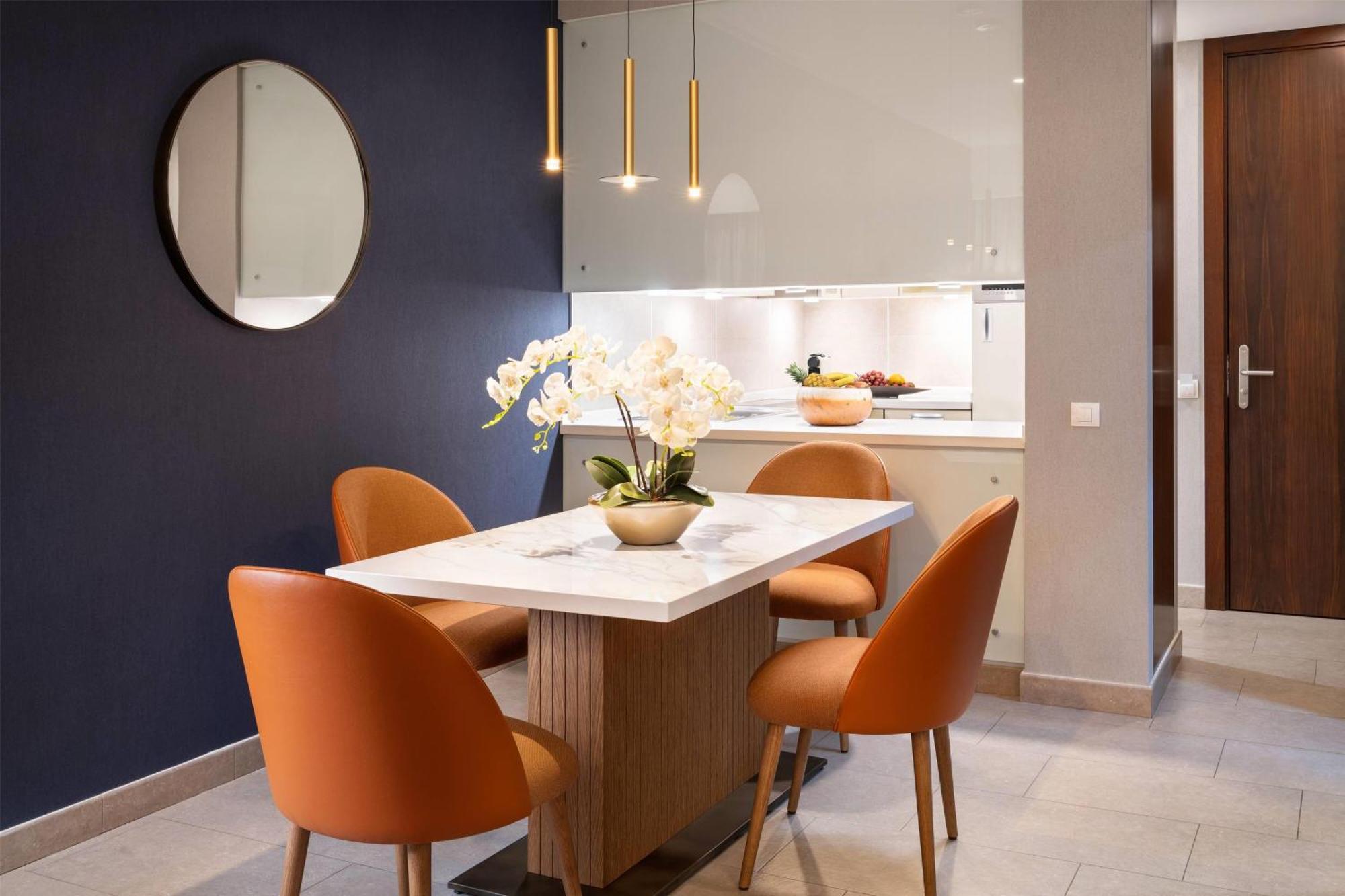 One Bedroom Sunset Suite