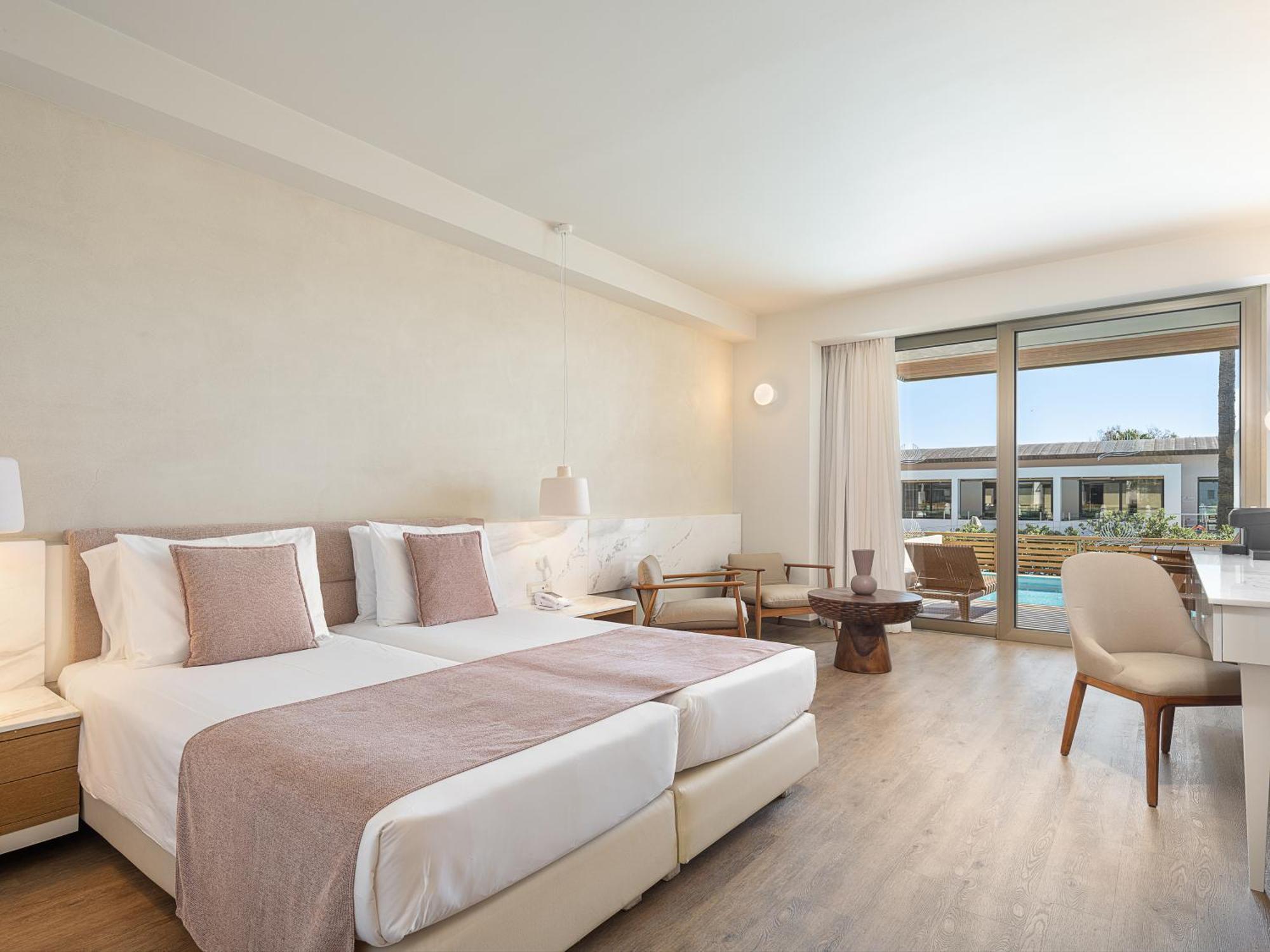Premium Room Residence Collection Adults Only 13,1671875333:JPEG