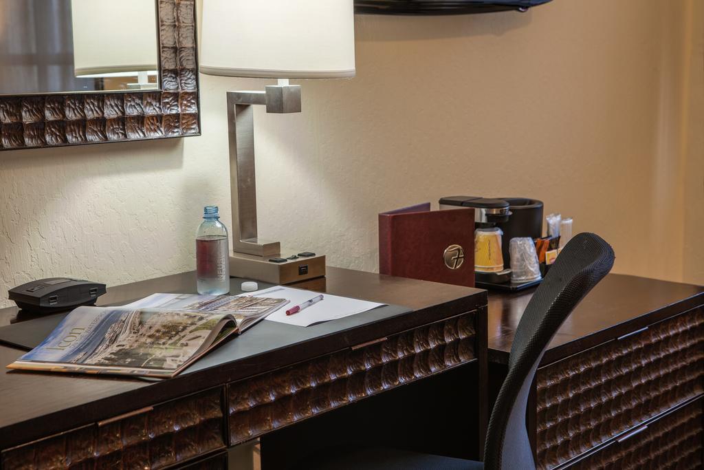 Standard Queen Room,167501430:JPEG