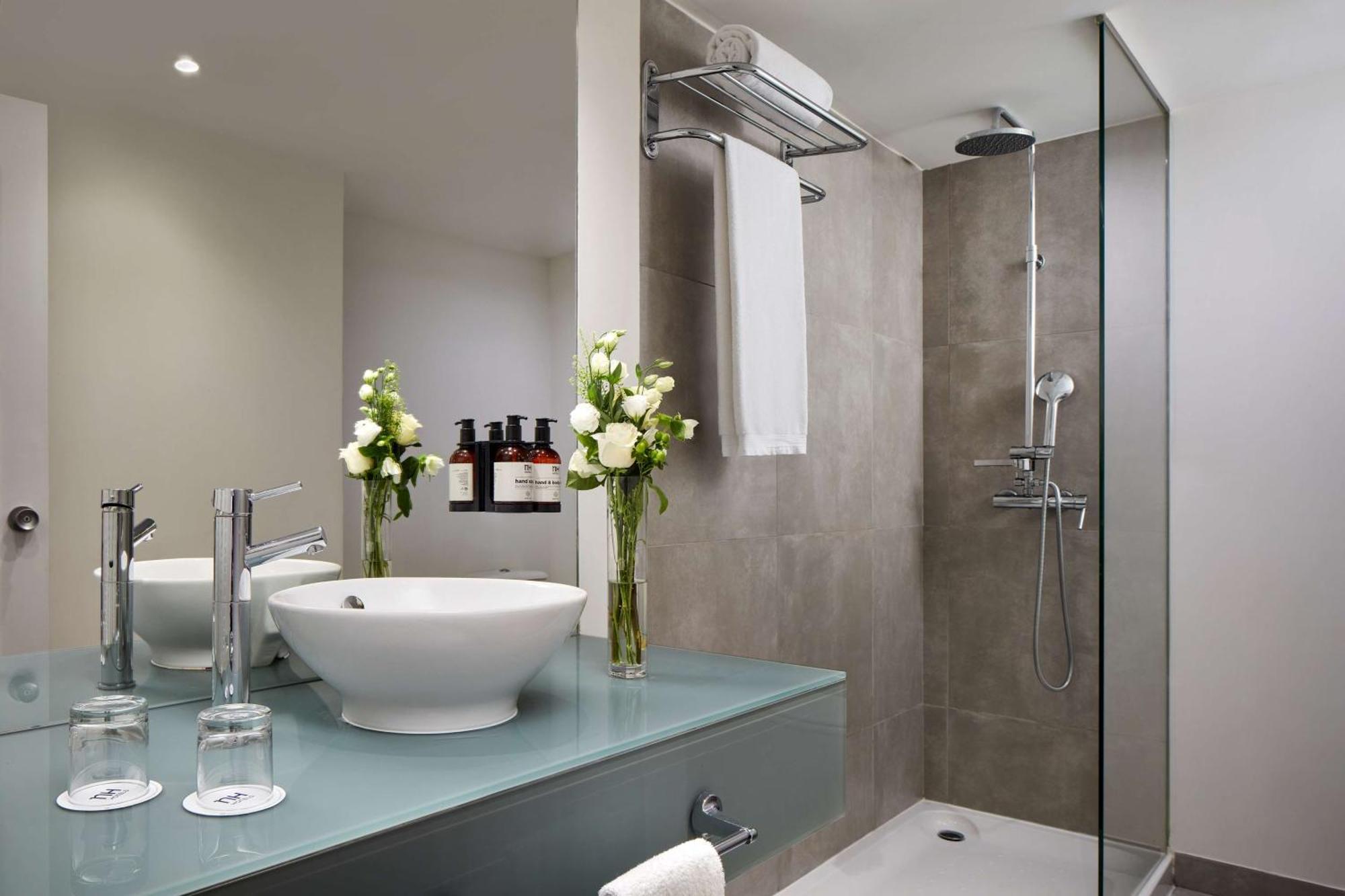 Standard Double or Twin Room City View