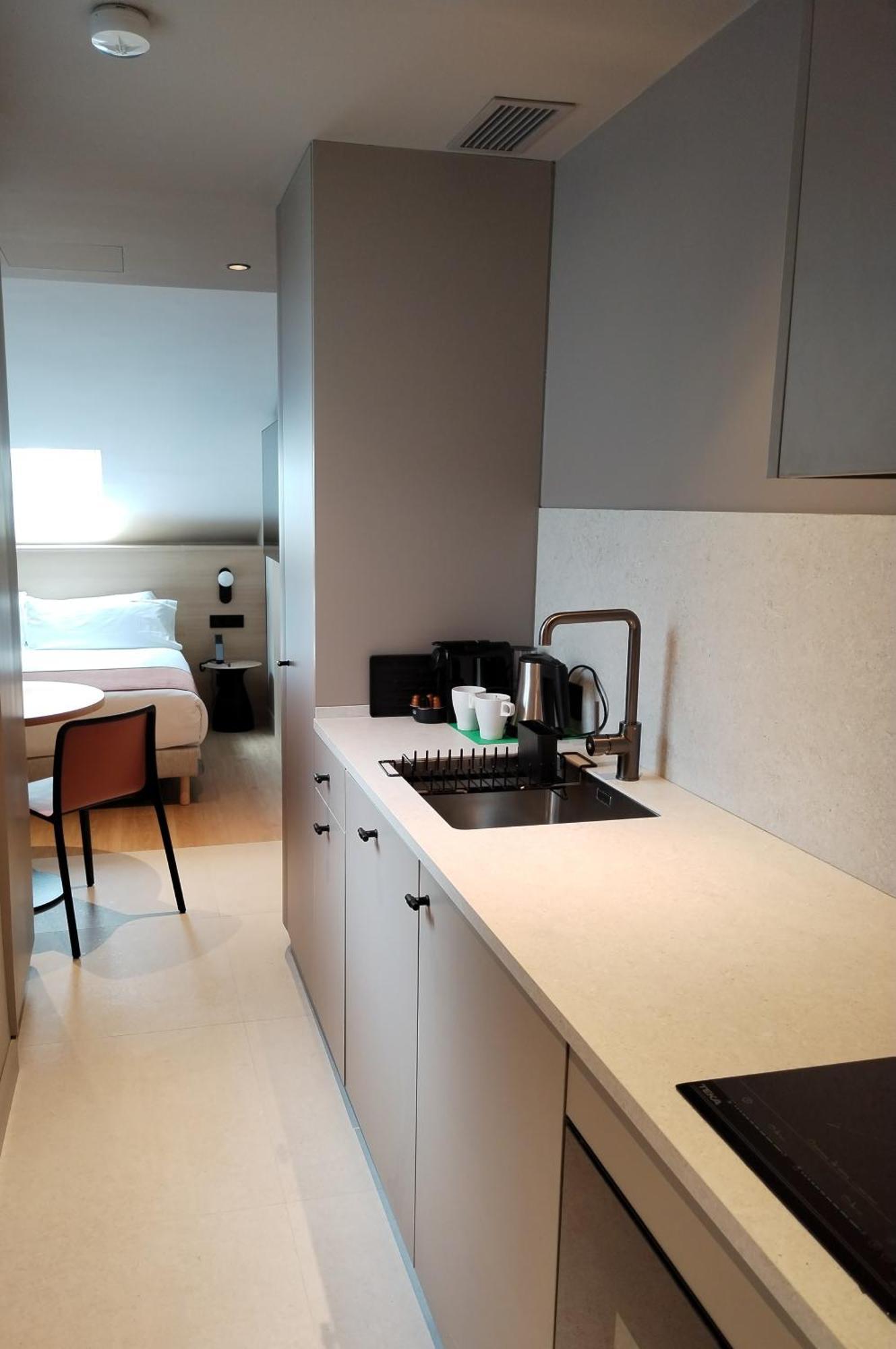 Double or Twin Room Kitchenette
