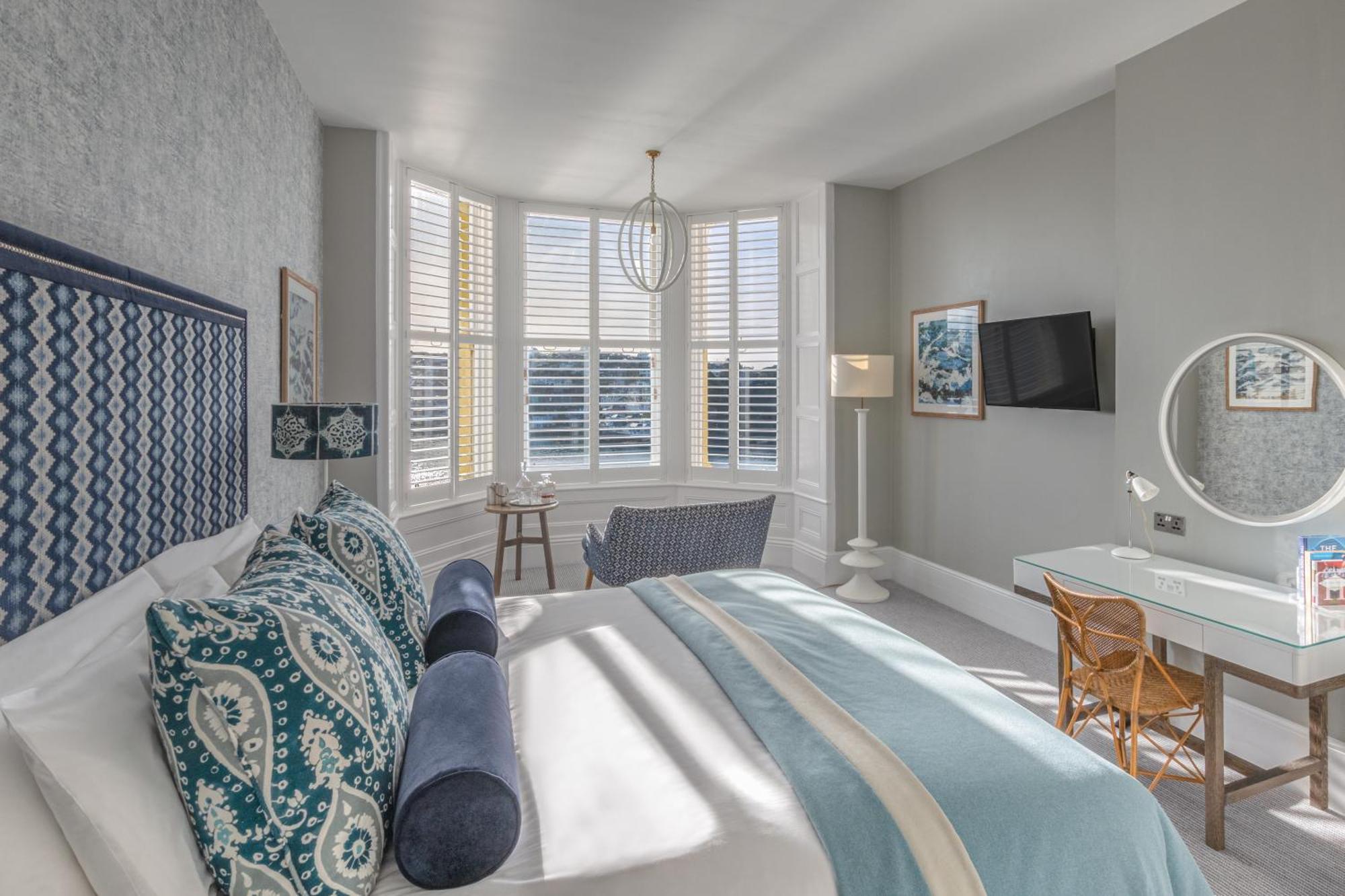 Deluxe Double Room with Sea View,1739361402:JPEG