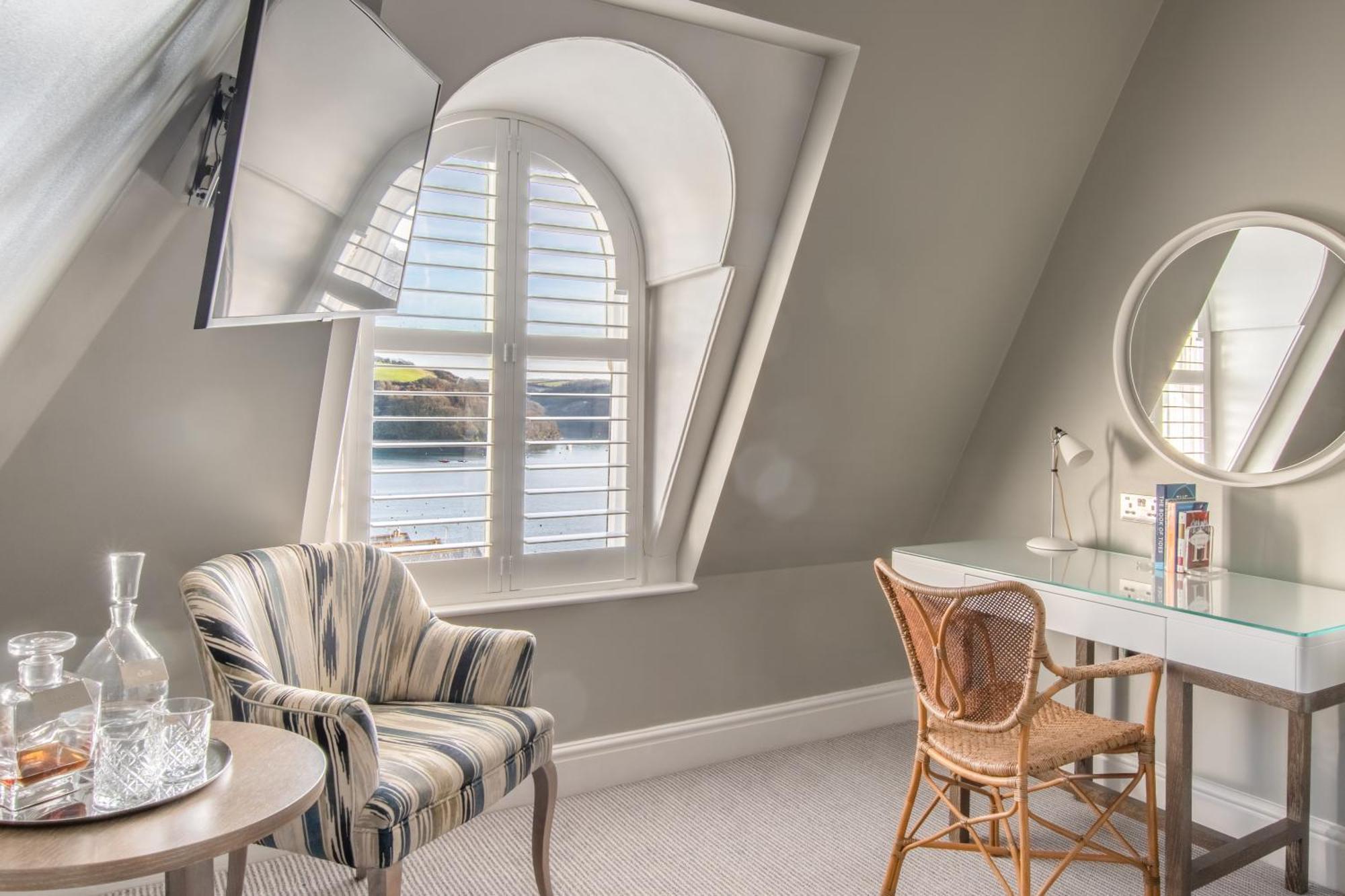 Double Room with Partial Sea View,1687451191:JPEG