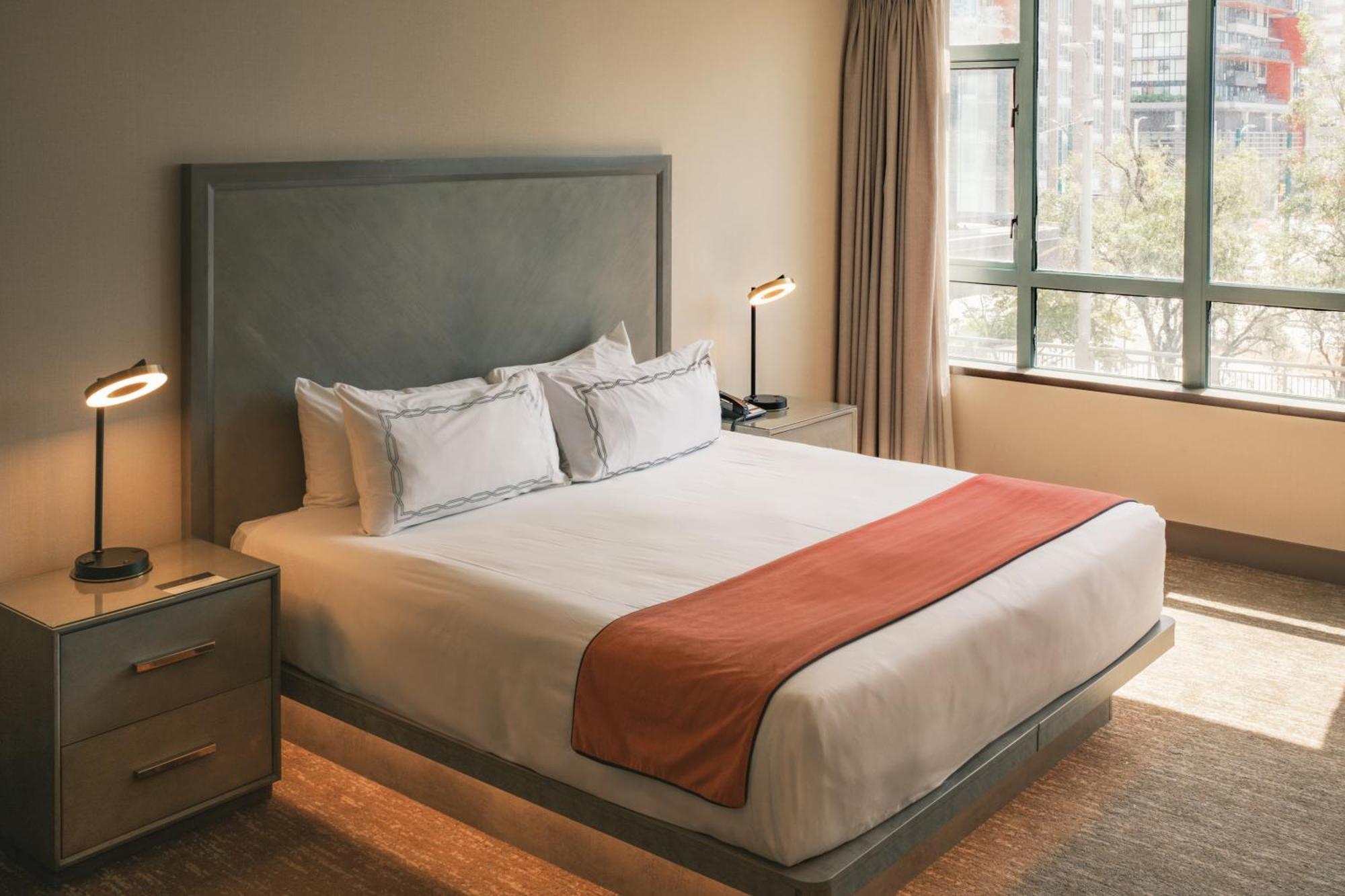 King Accessible Room