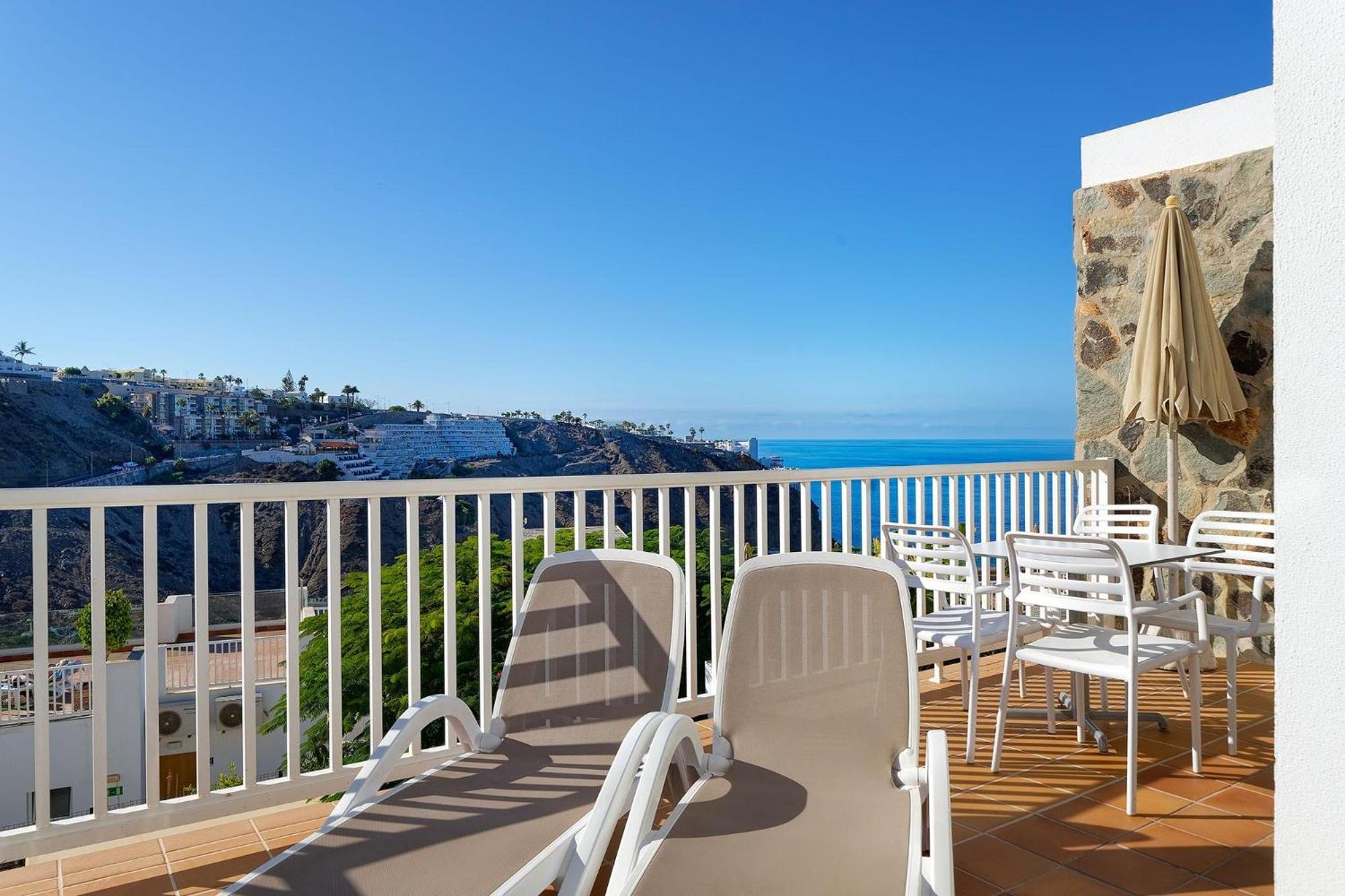 Premium One Bedroom Apartment Balcony