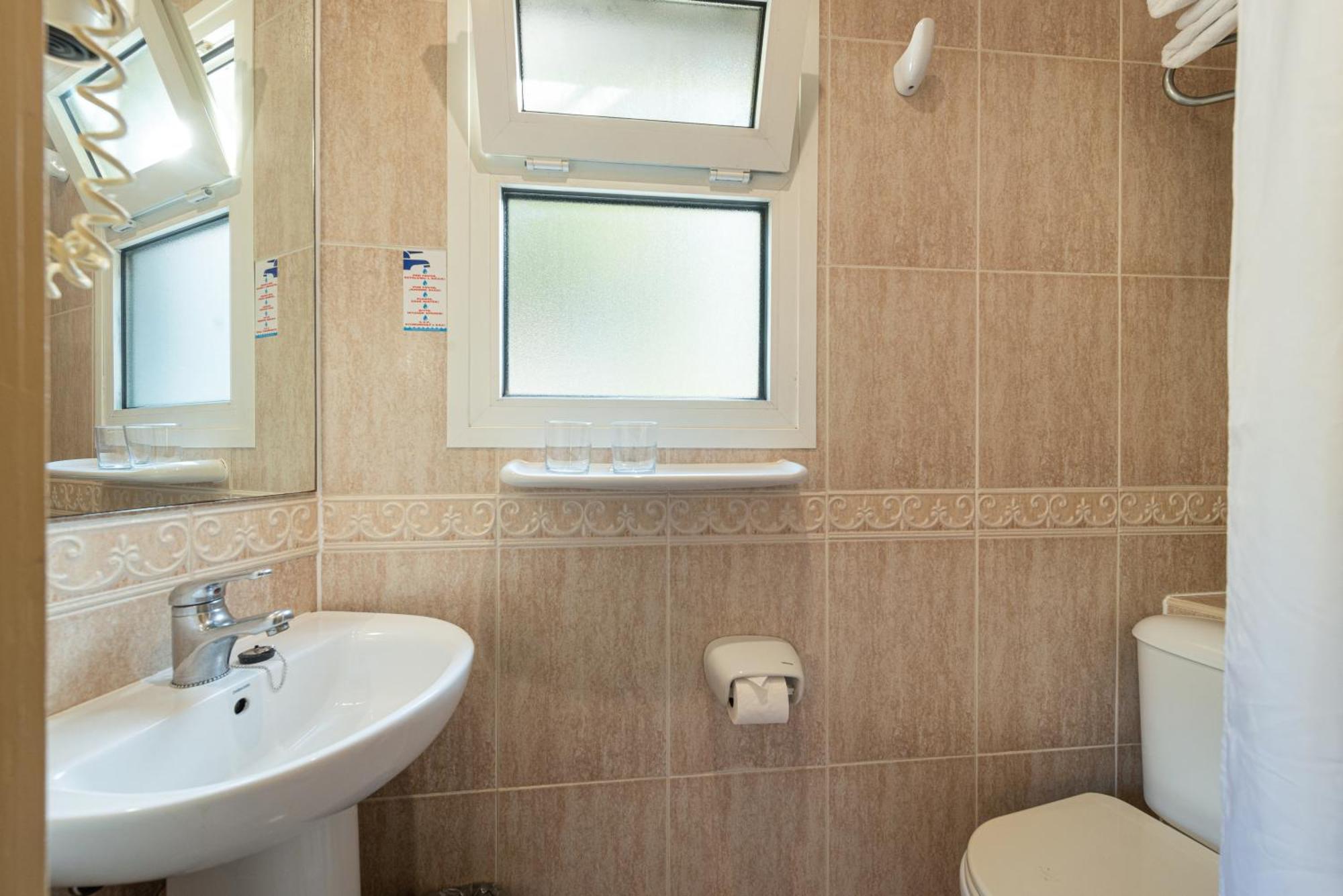 Economy Double Room