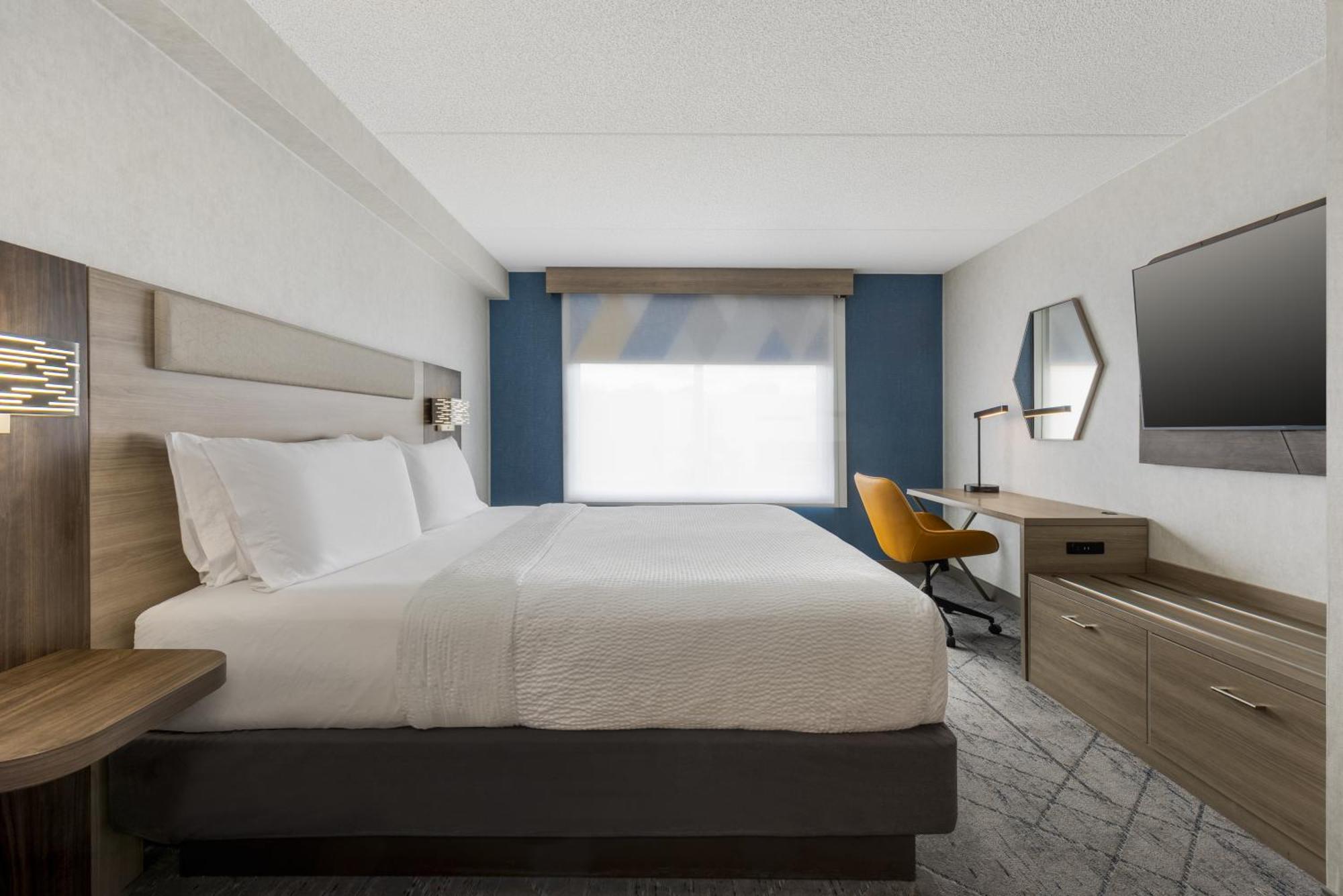 Standard King Room