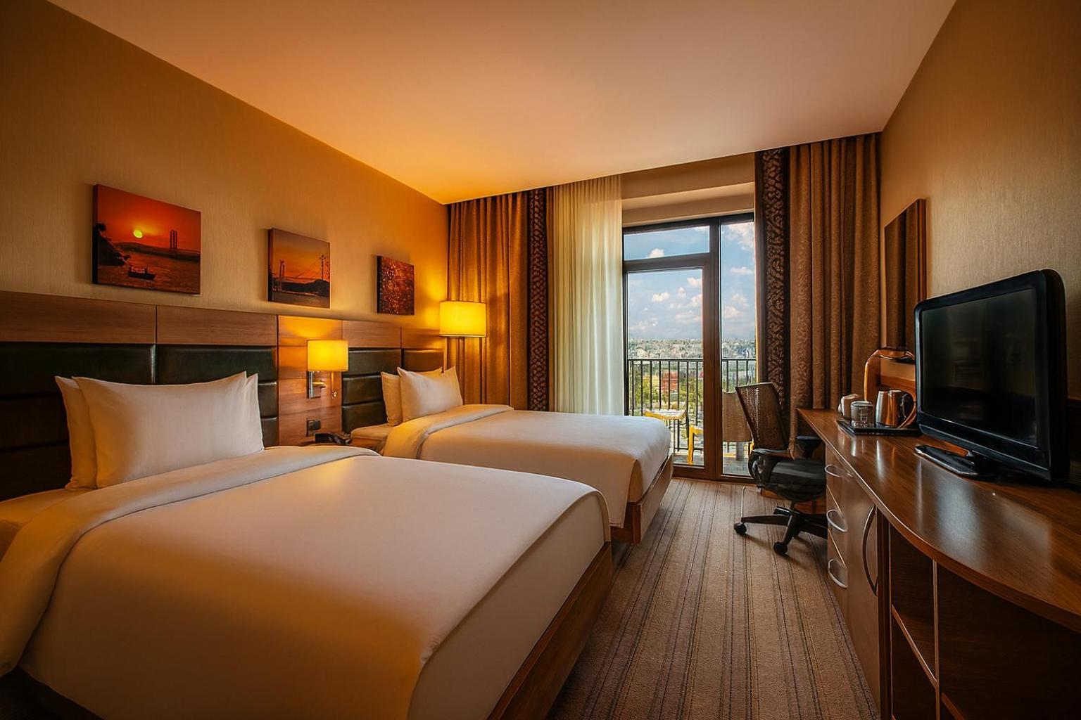 Twin Room with Balcony
