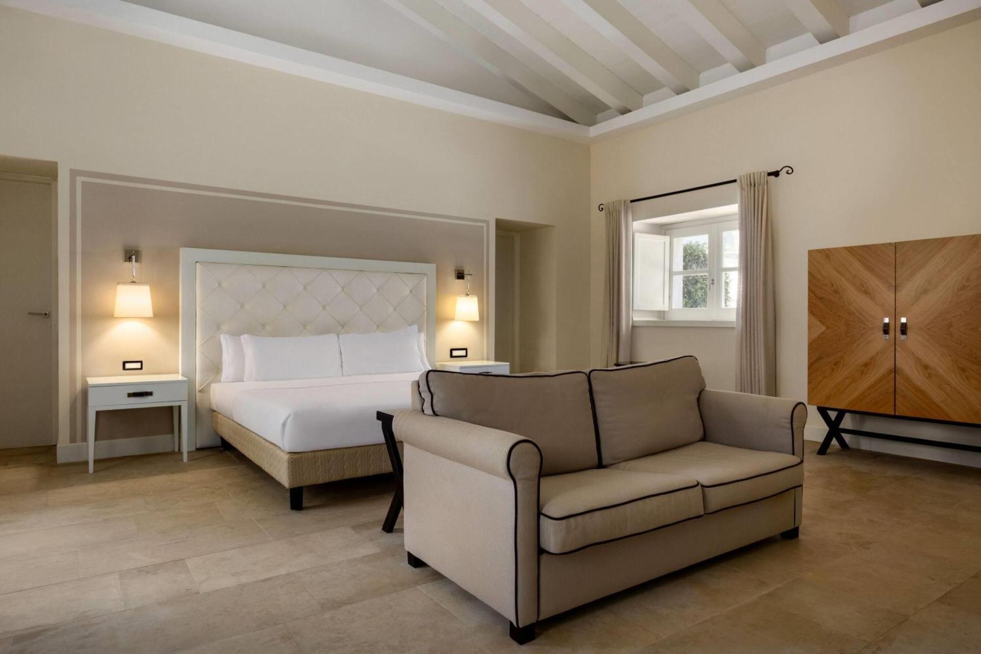 Suite Junior Lit Queen-Size