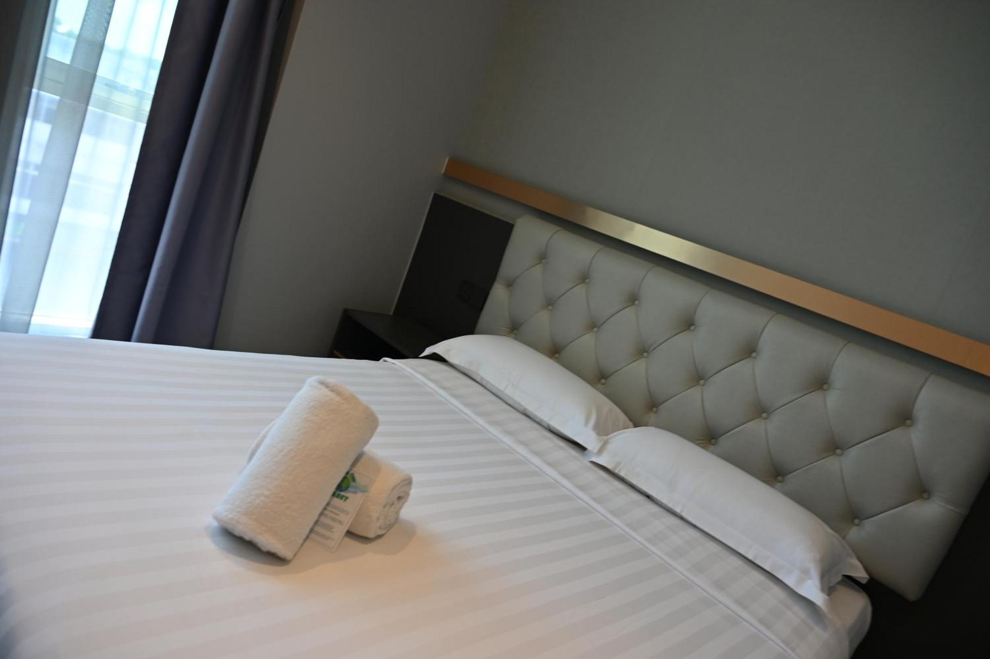 Superior Double Room with City View