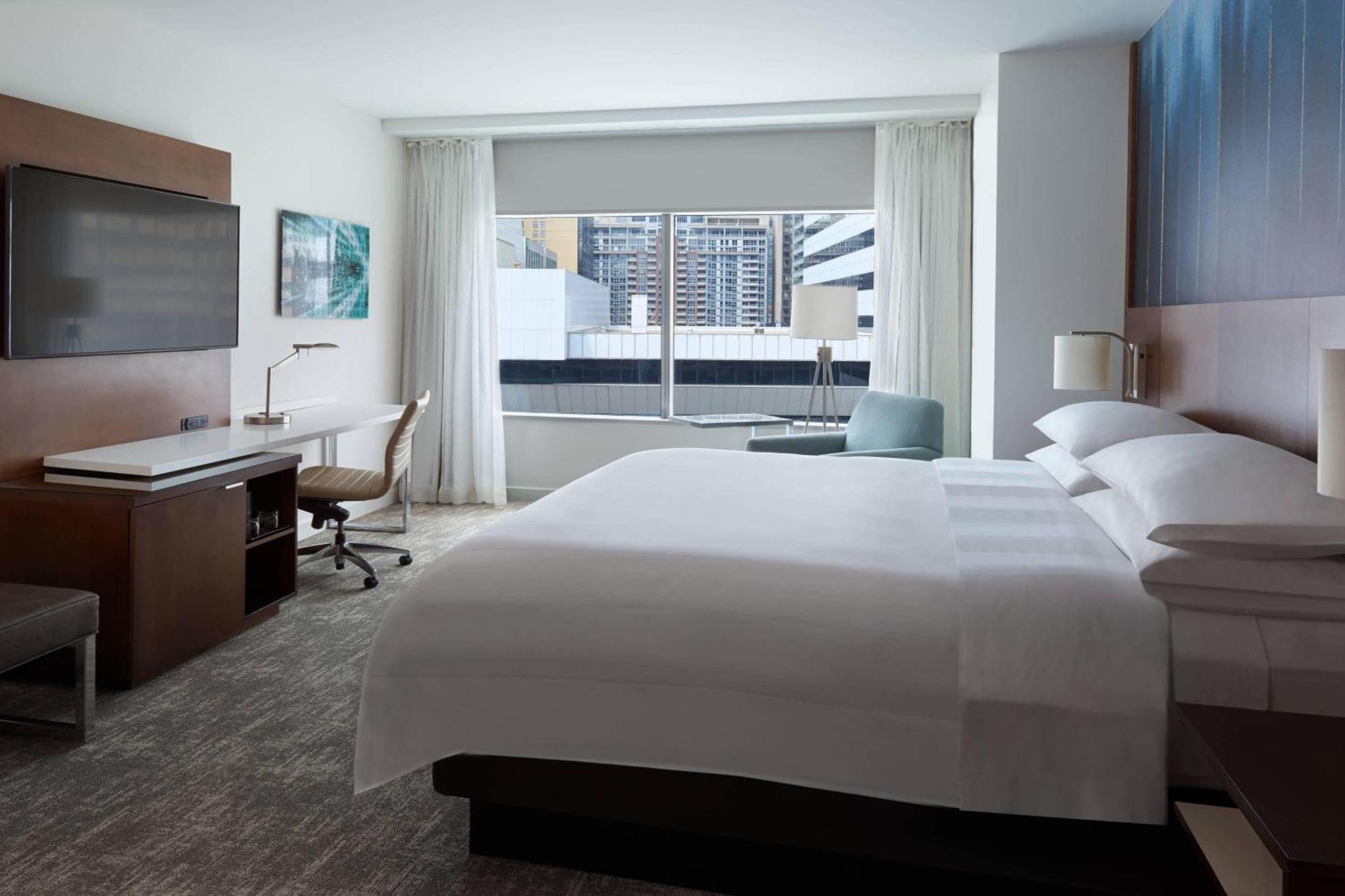 Guest room, 1 King,1366119605:JPEG