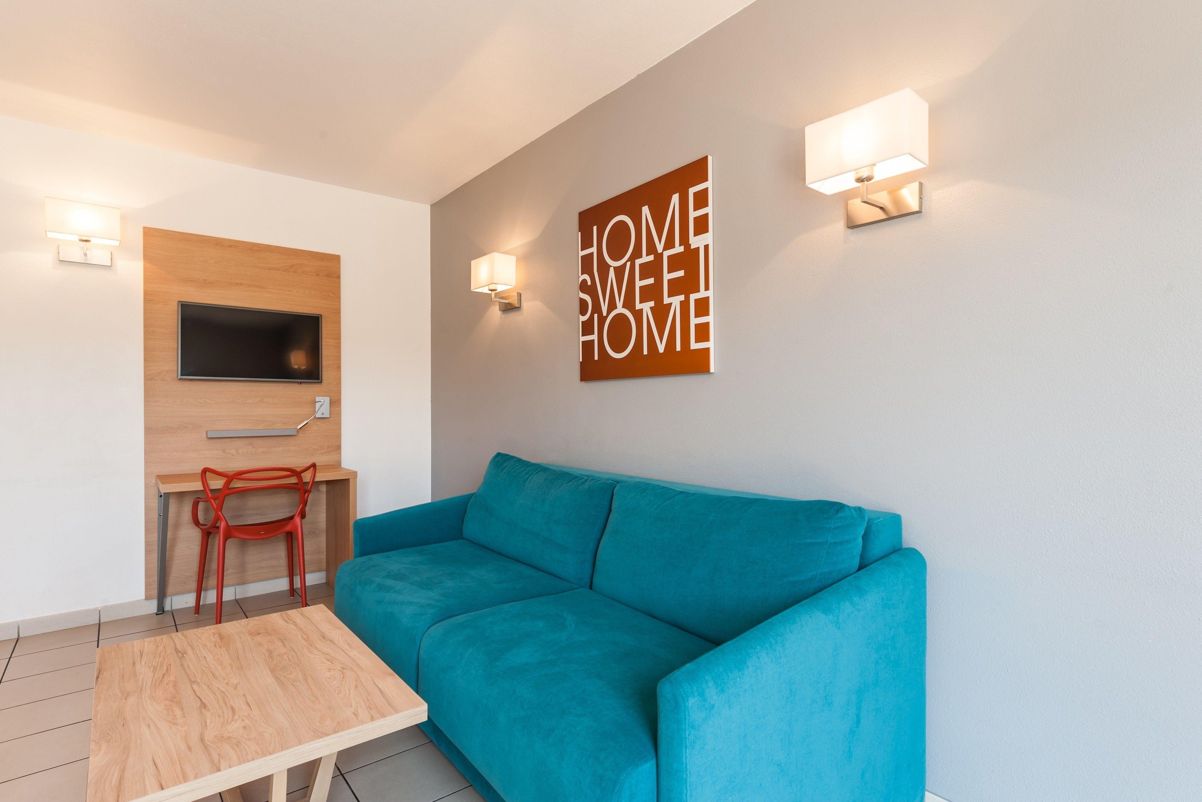 Apartment Terrace – 1 to