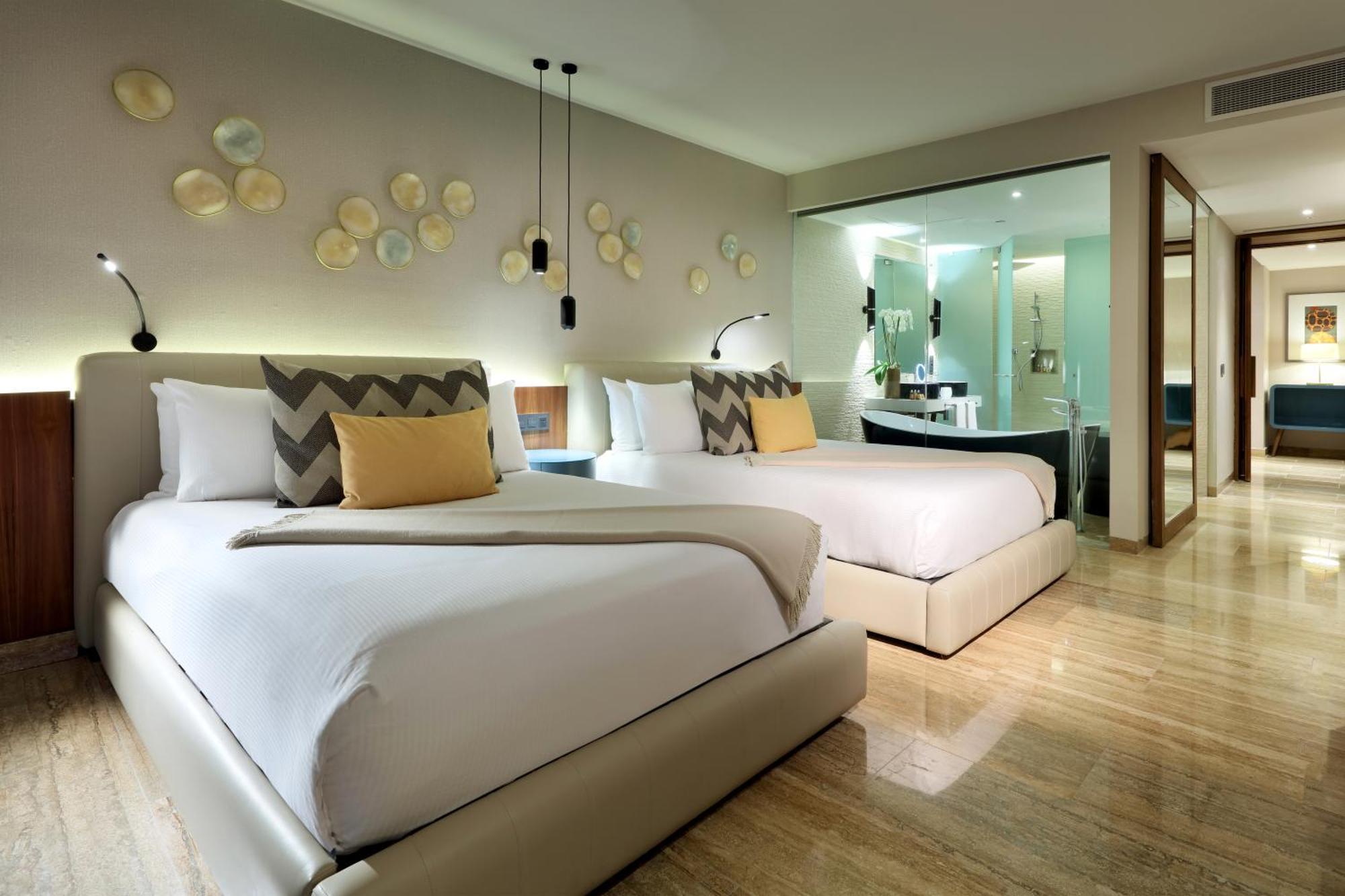 Suite Junior con vistas a la piscina