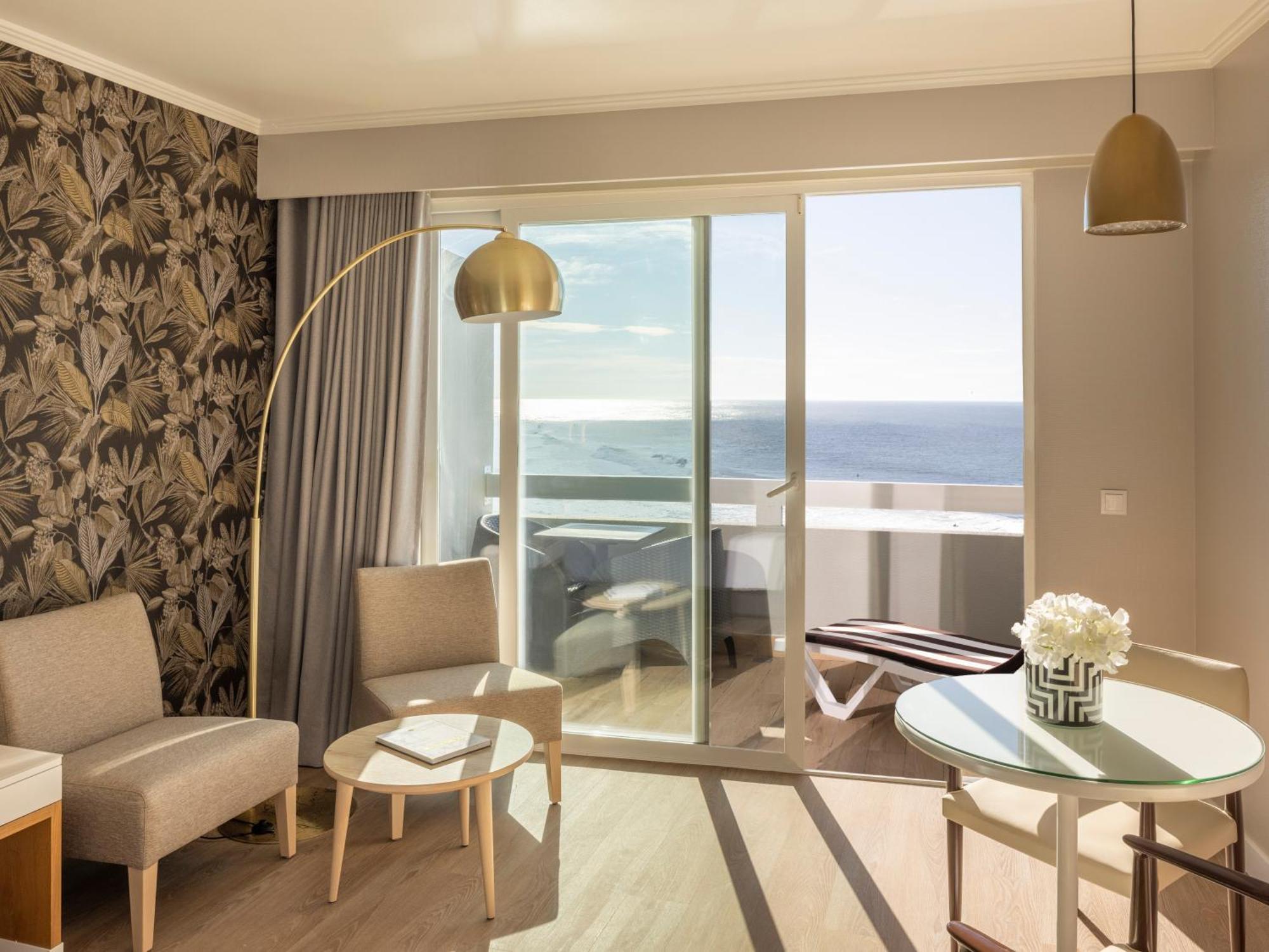 Superior Double or Twin Room Ocean View Balcony