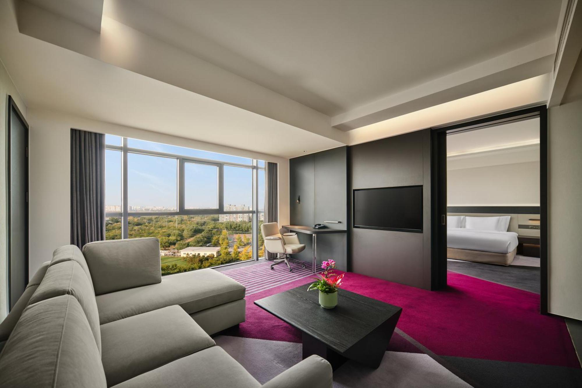 One-Bedroom Suite