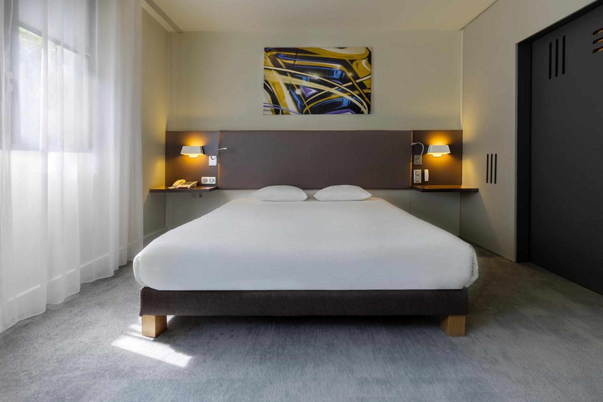 Standard Double Room Sofa Bed Disability Access