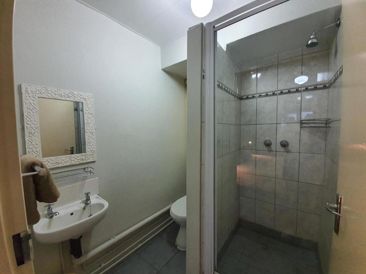Classic Twin Room