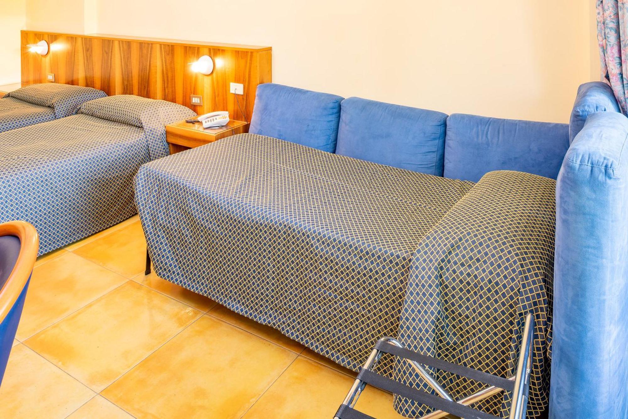 Basic Twin Room