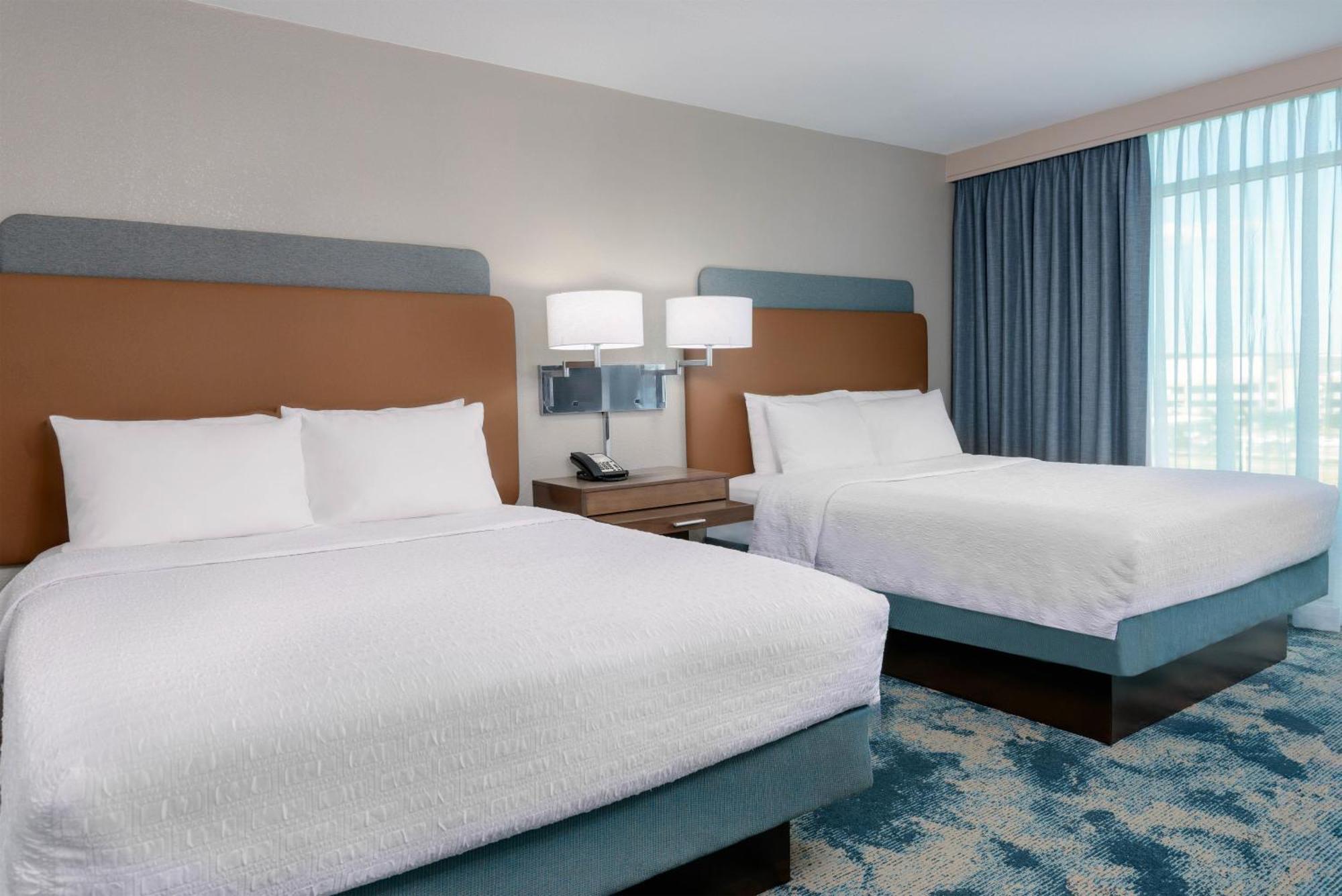 Queen Studio Suite with Two Queen Beds - Non-Smoking