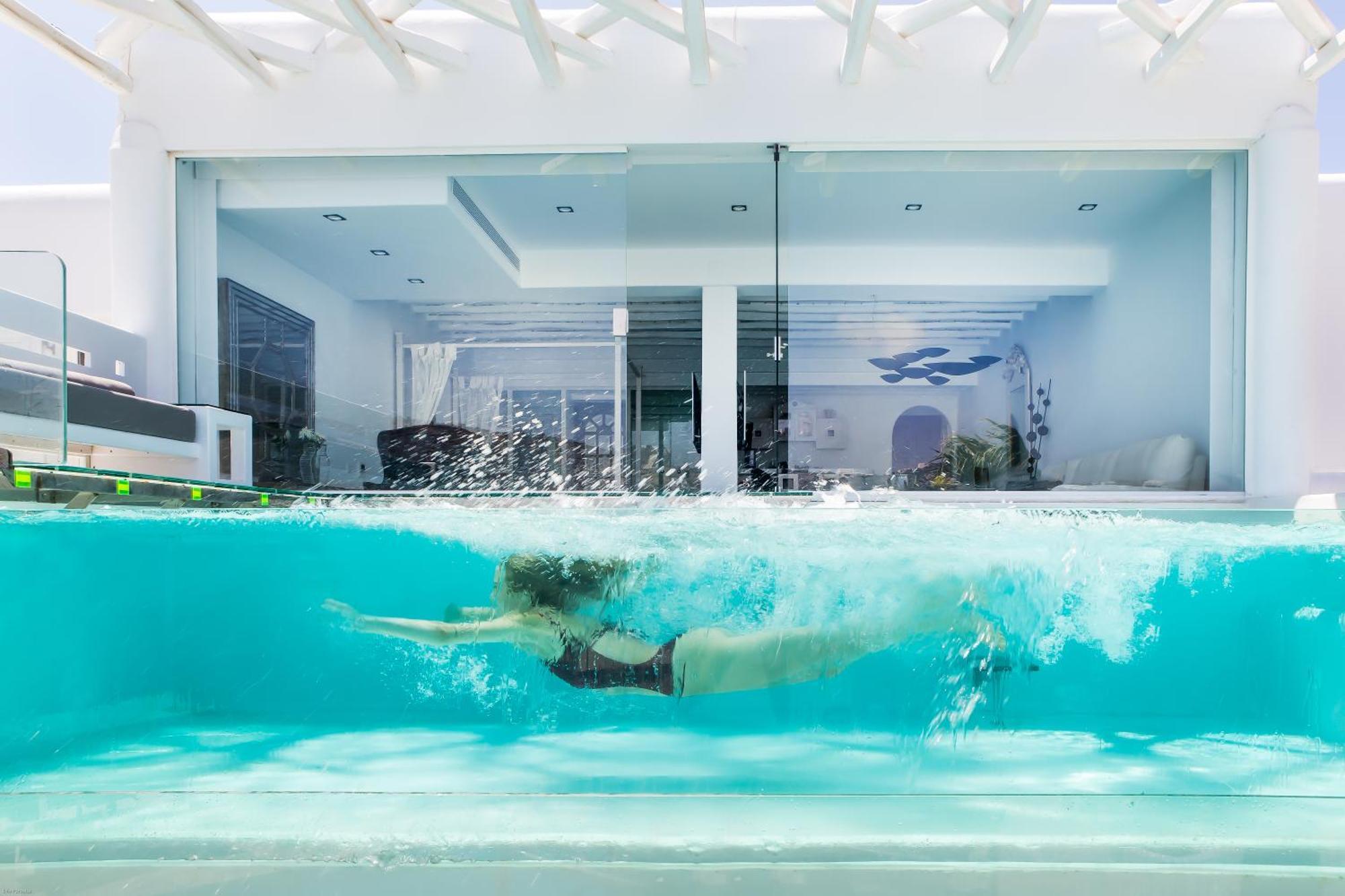 Suite Private Pool Signature 130 Glass Pool,1756408553:JPEG