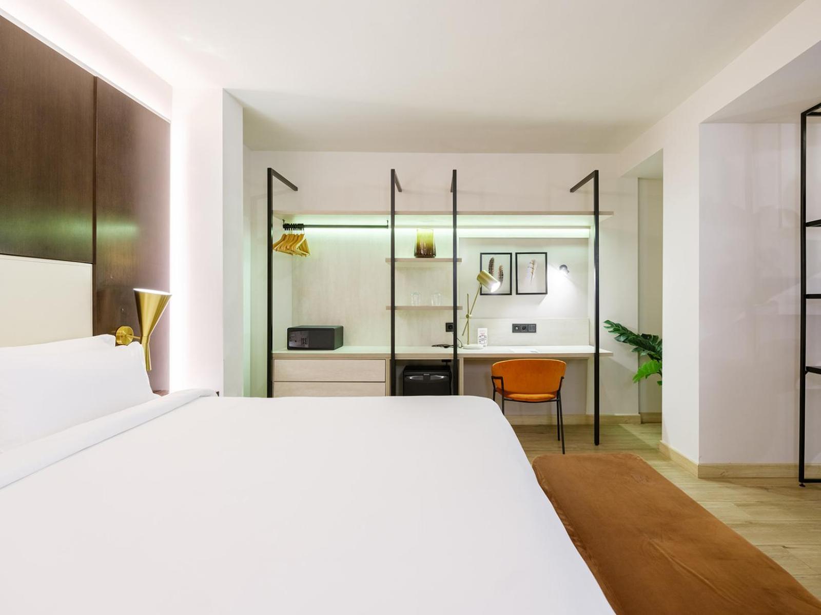 Junior Suite,1756508974:JPEG