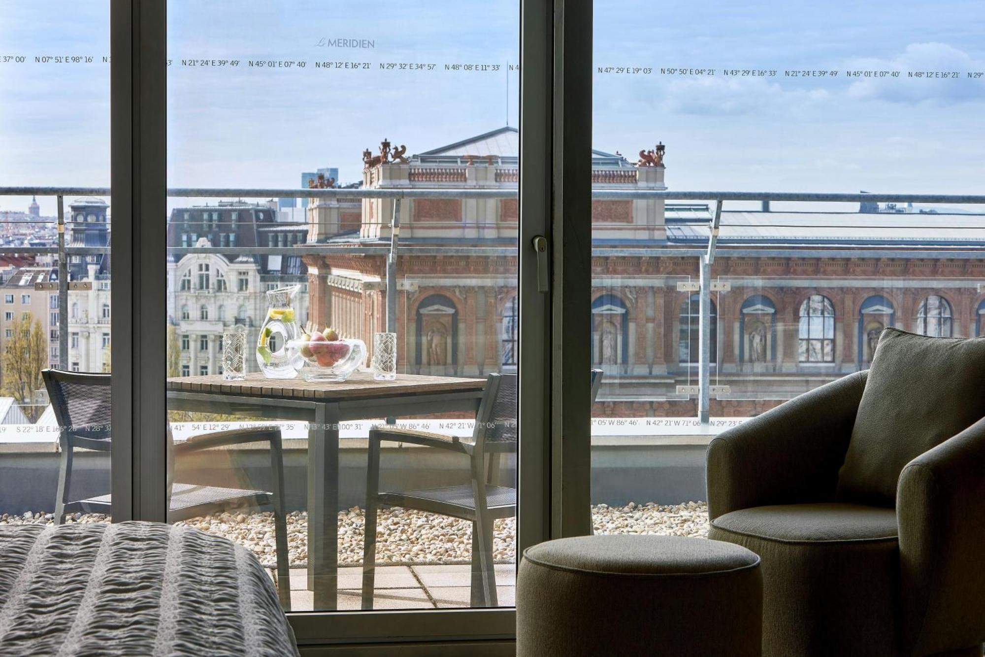 Rooftop Terrace Room with City View