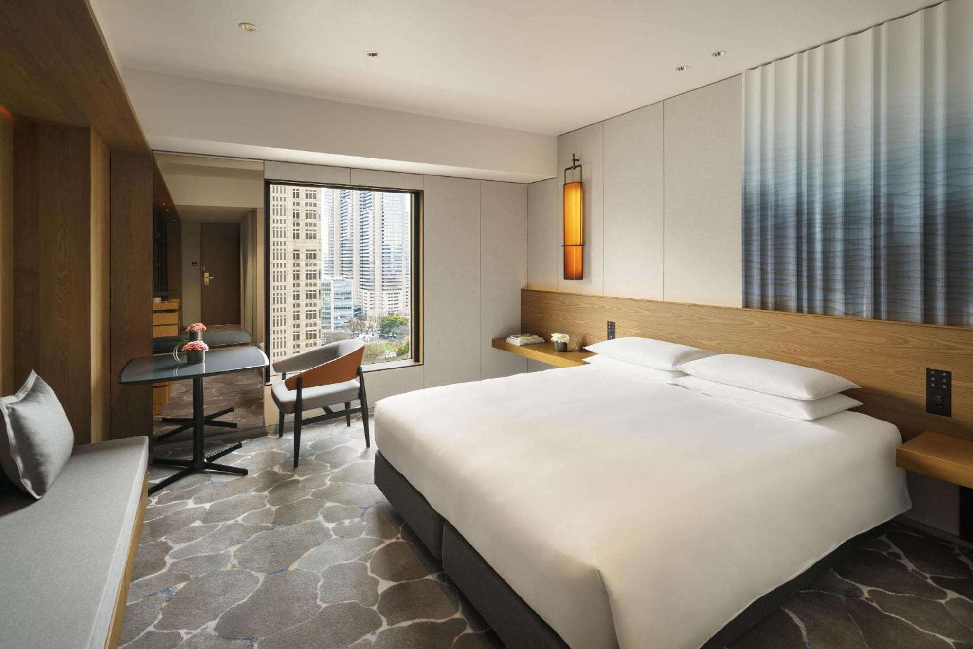 Chambre Lit King-Size de Luxe - Vue sur Parc.