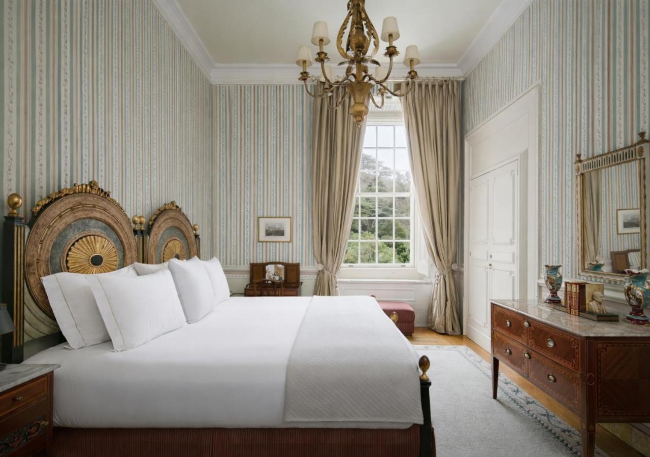 Signature Suite
