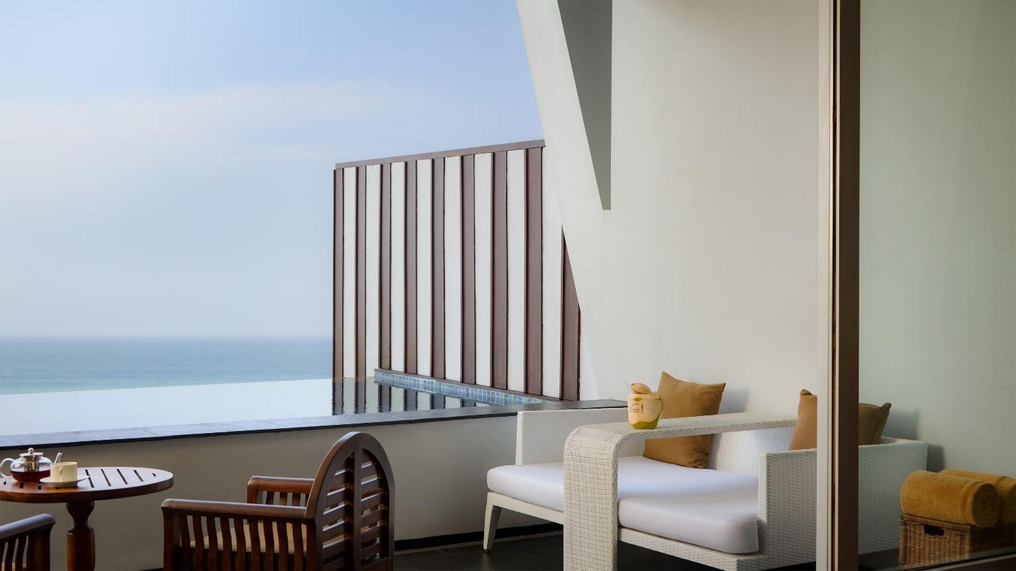 Poolsuite Honeymoon am Meer – kostenloser Vorteil