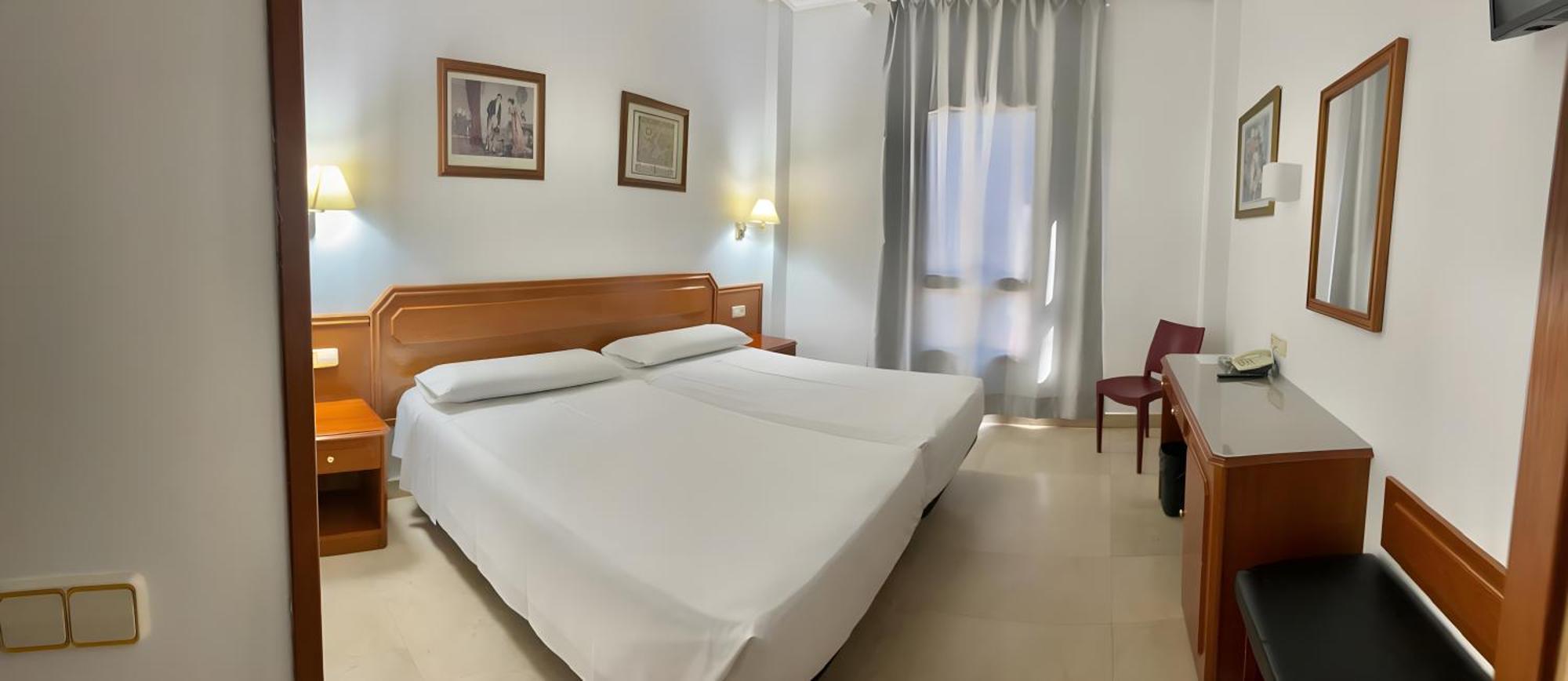 Double or Twin Room Bathroom