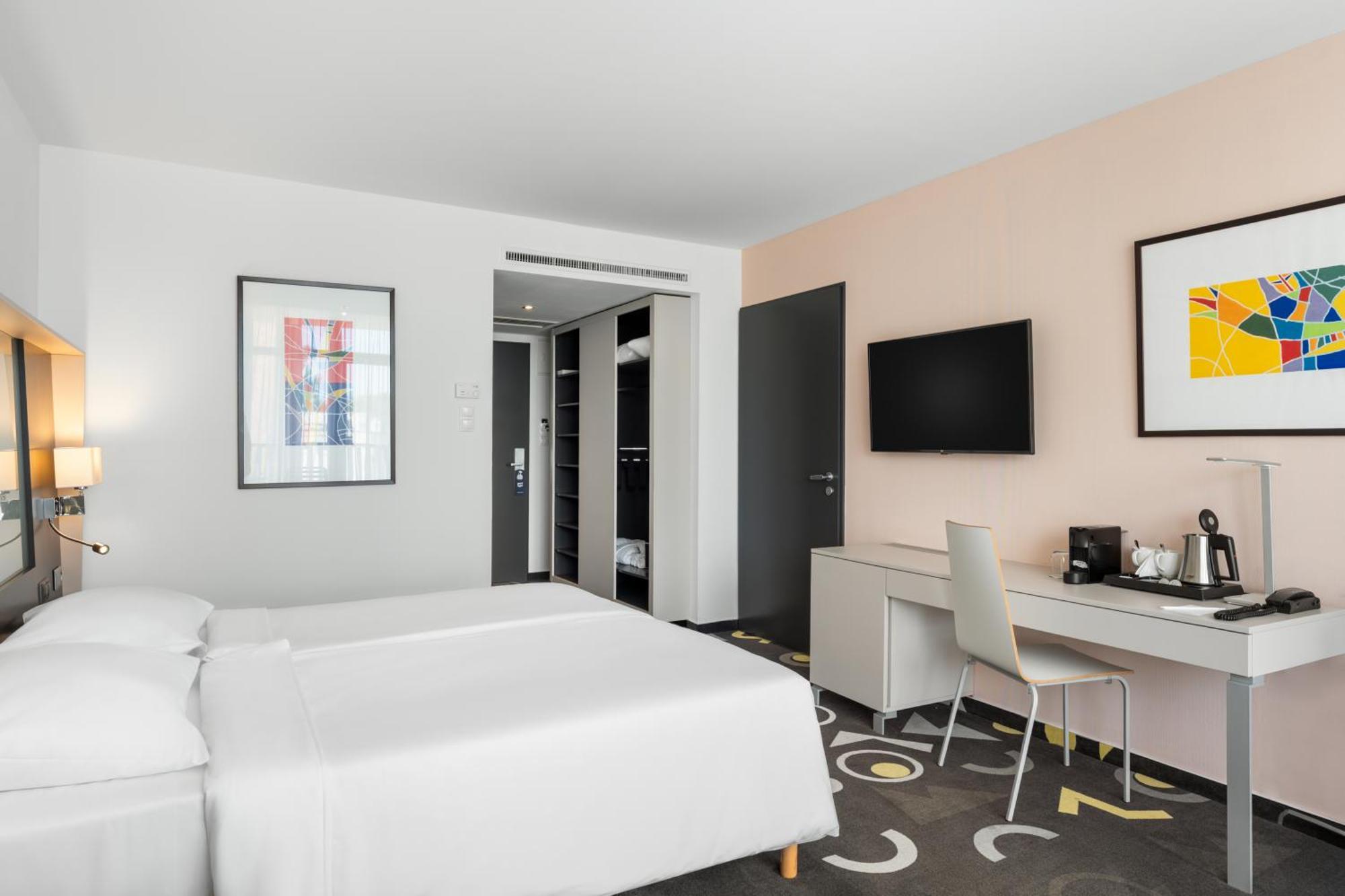 One-Bedroom Suite