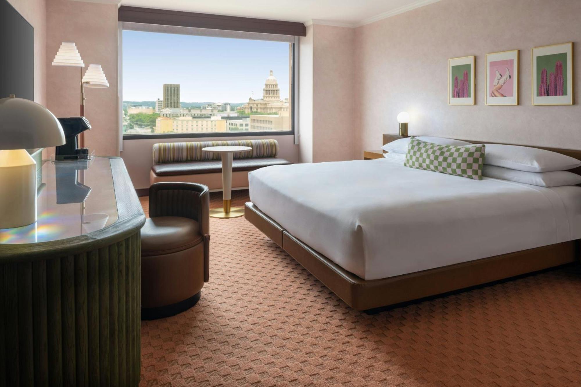 King Room Capitol Building View