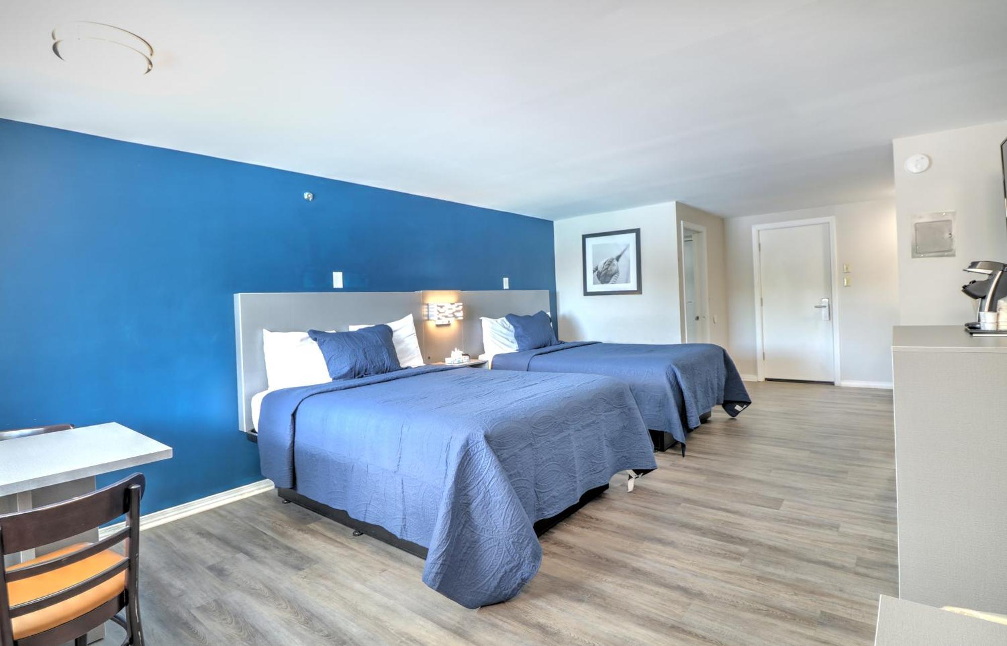 Queen Room Two Queen Beds