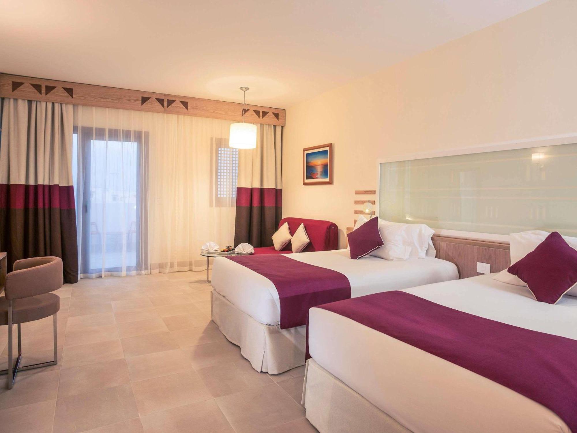 Superior Twin Room Garden Side
