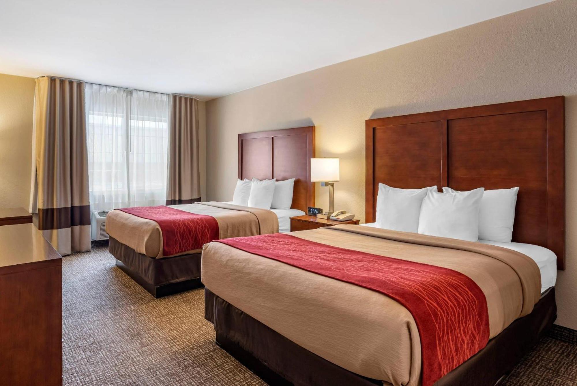Queen Room with Two Queen Beds - Non-Smoking