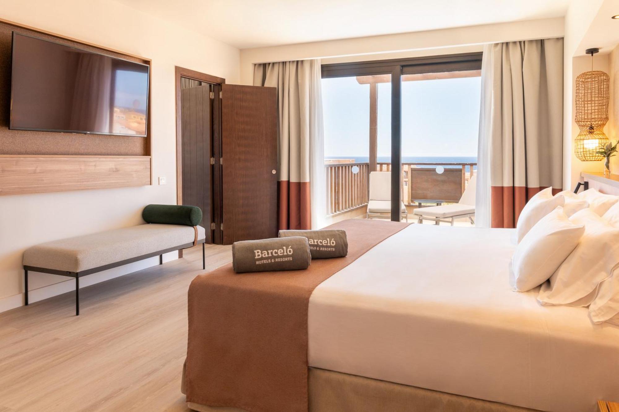 Deluxe Suite Sea View